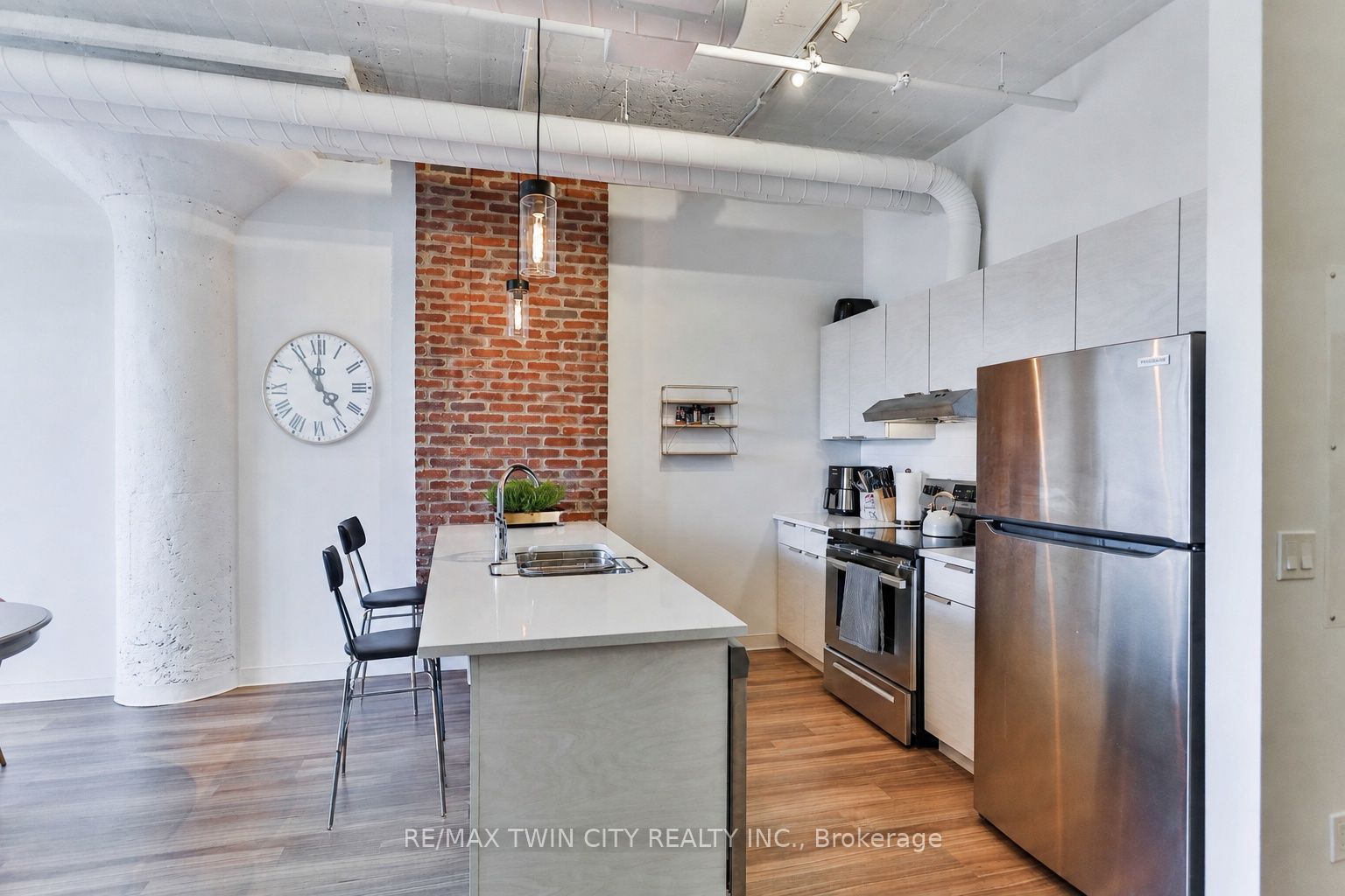 120 Huron Street 211, Guelph, ON N1E 0T8