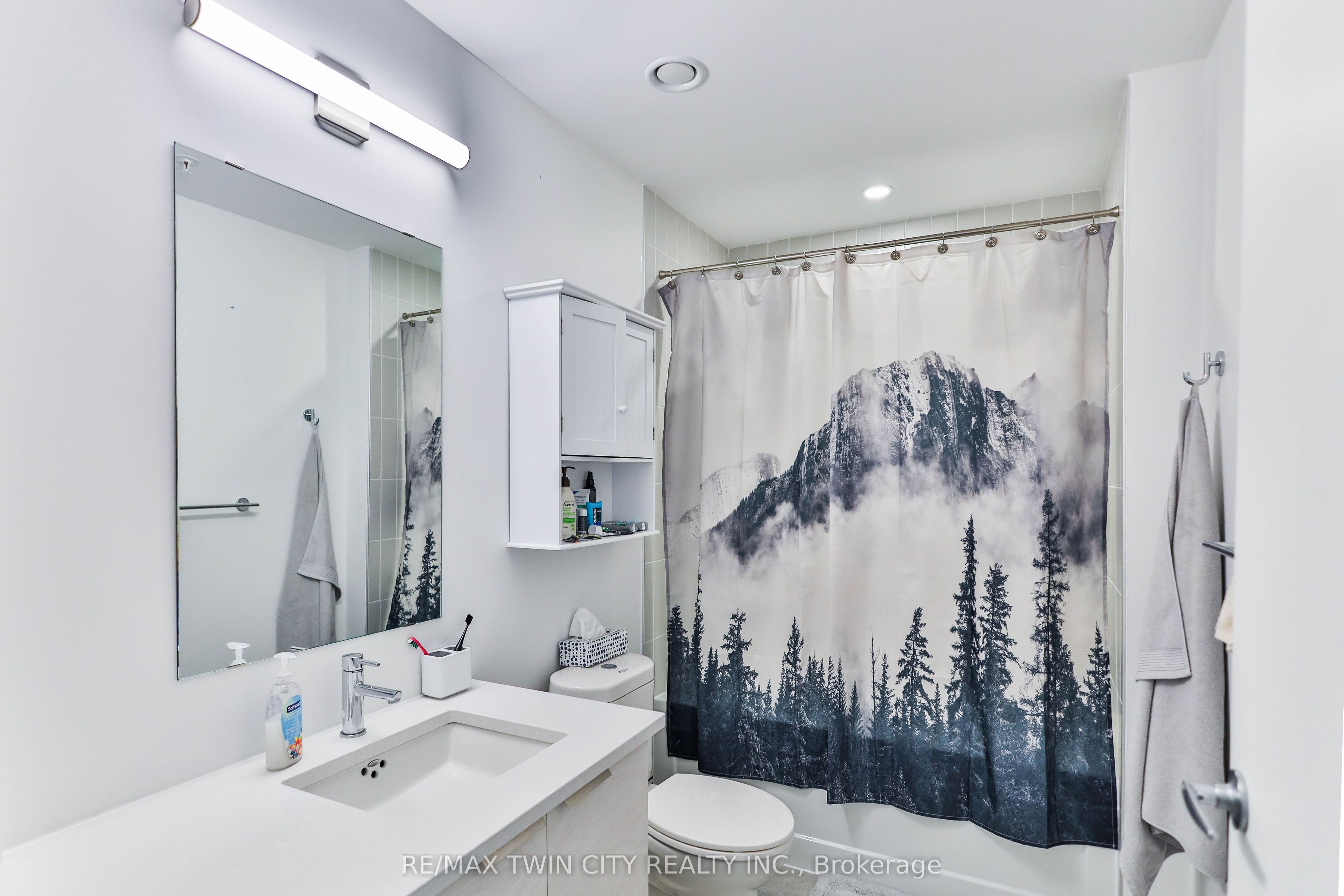 120 Huron Street 211, Guelph, ON N1E 0T8 photo 5