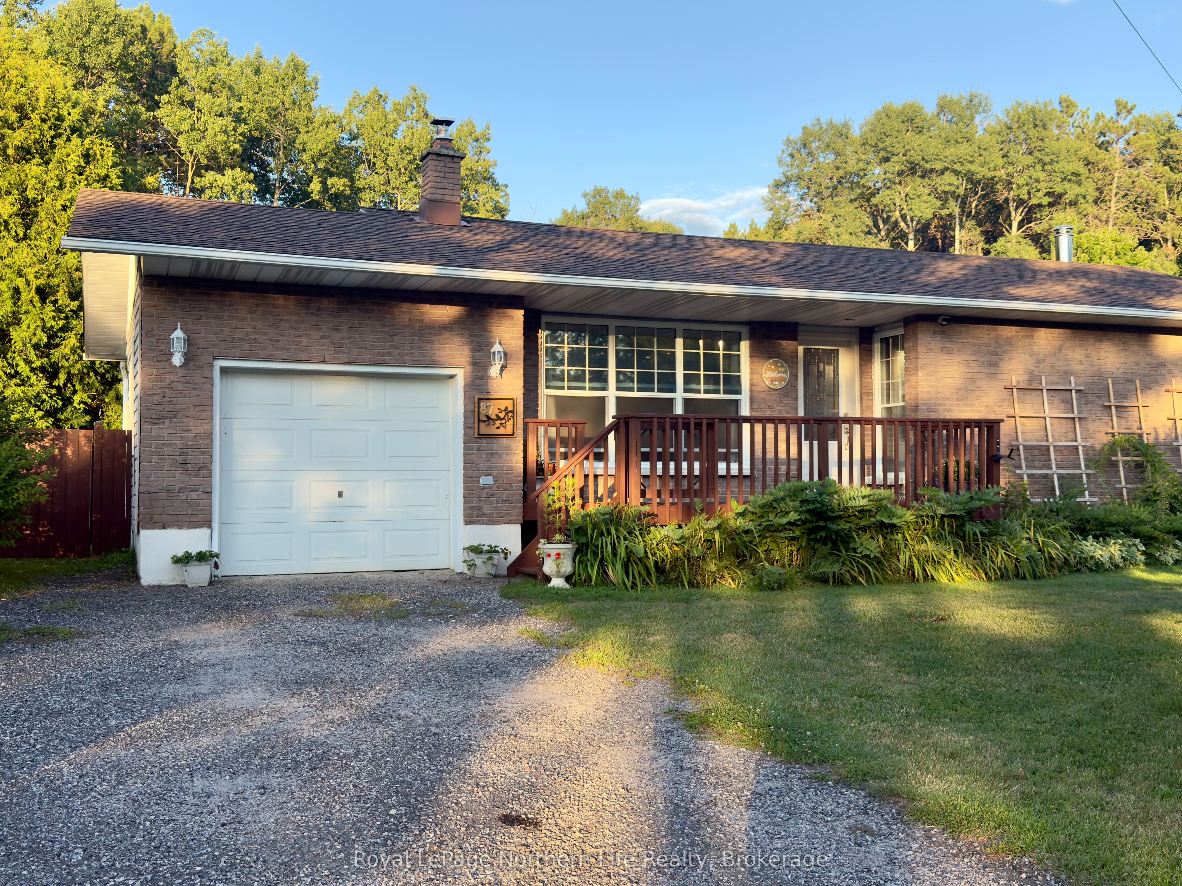 87 Ridgemount Drive, East Ferris, ON P0H 1K0
