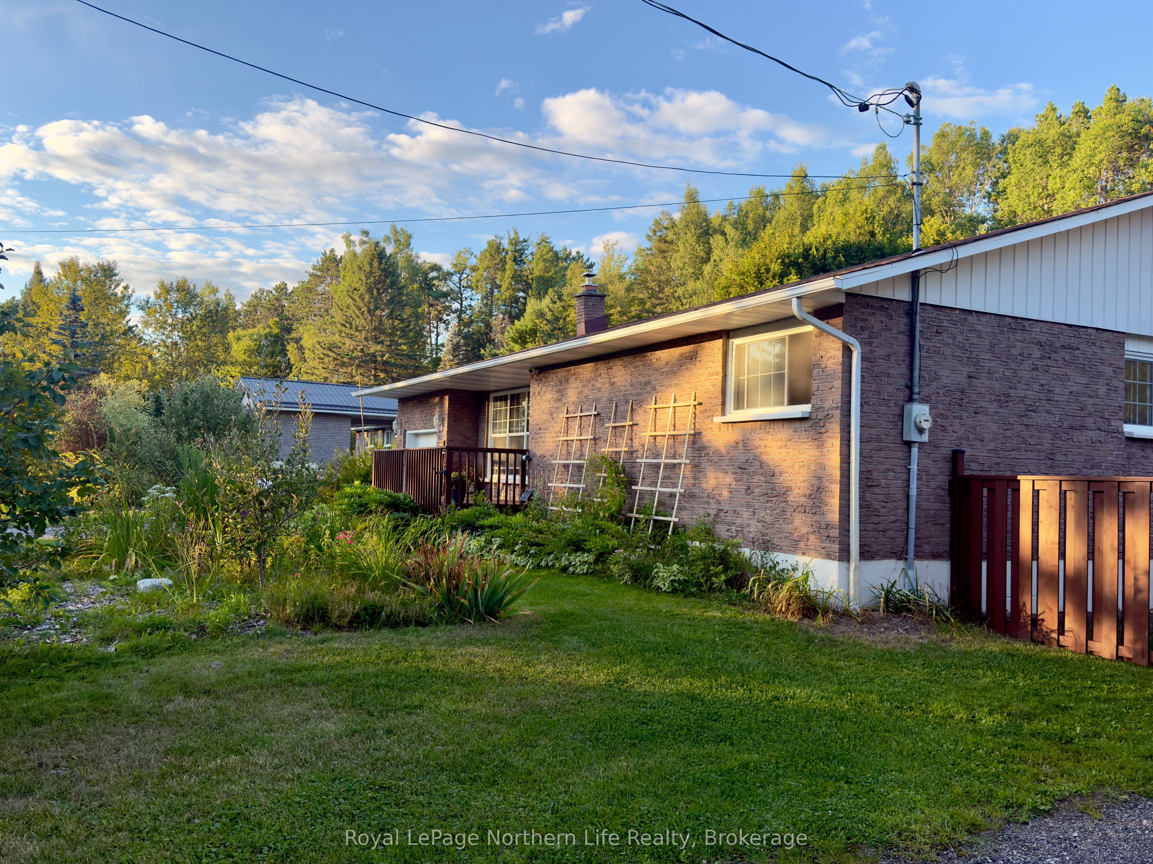 87 Ridgemount Drive, East Ferris, ON P0H 1K0 photo 3
