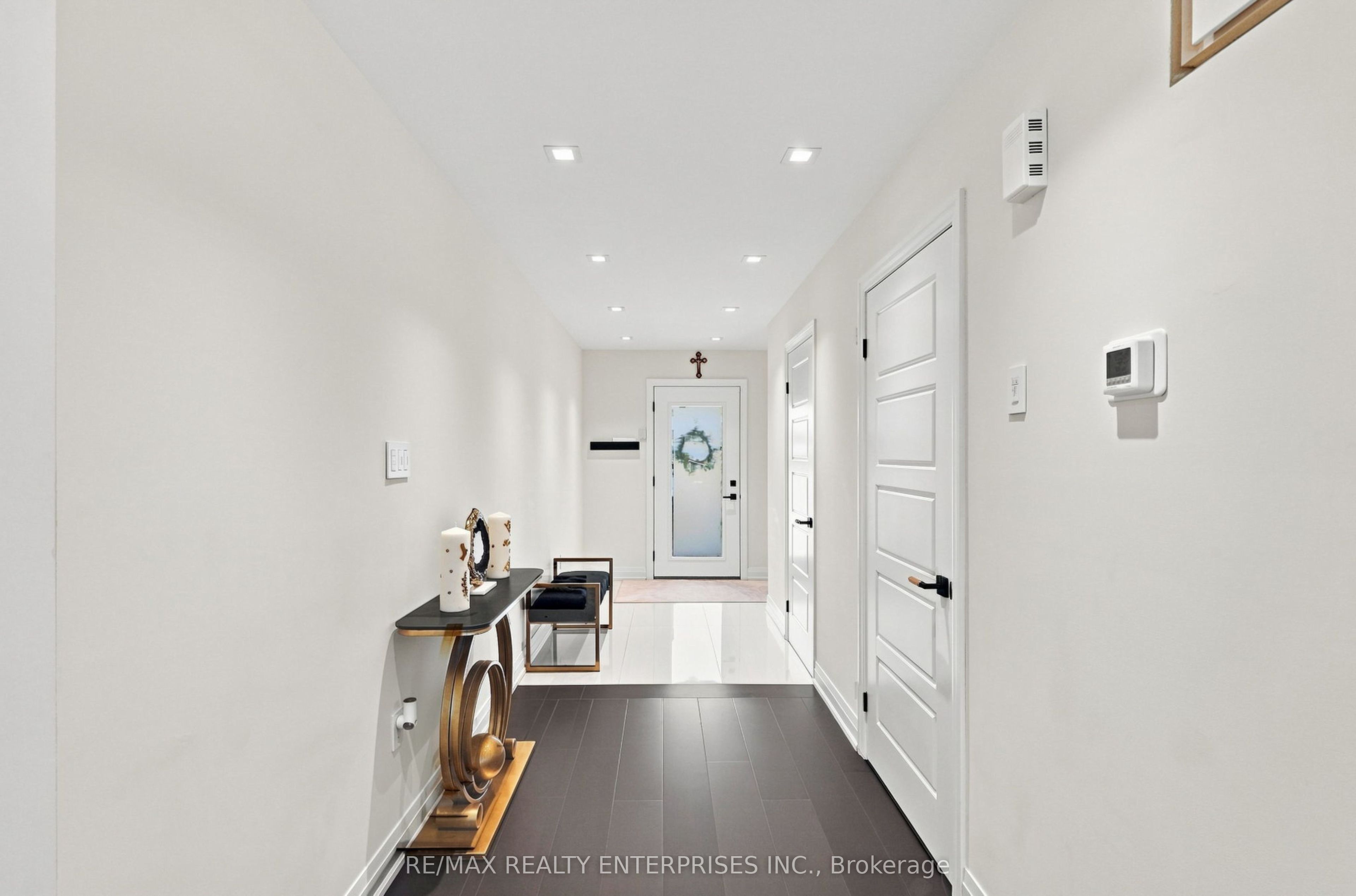 19 Faith Street N, Cambridge, ON N1T 0E9 photo 3