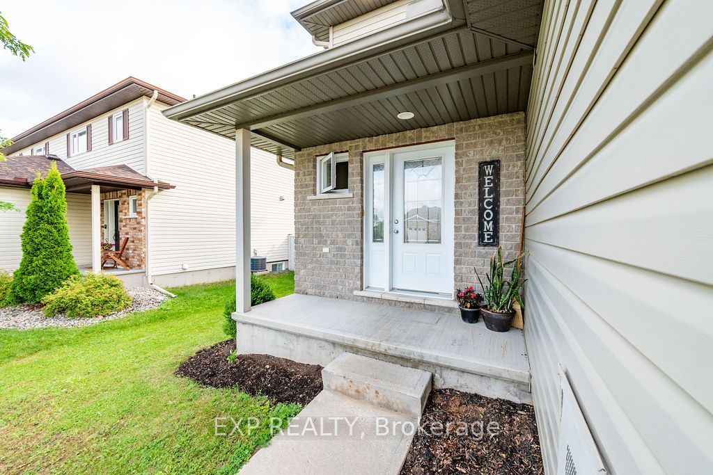 131 Elk Street, Renfrew, ON K7V 0A1 photo 2