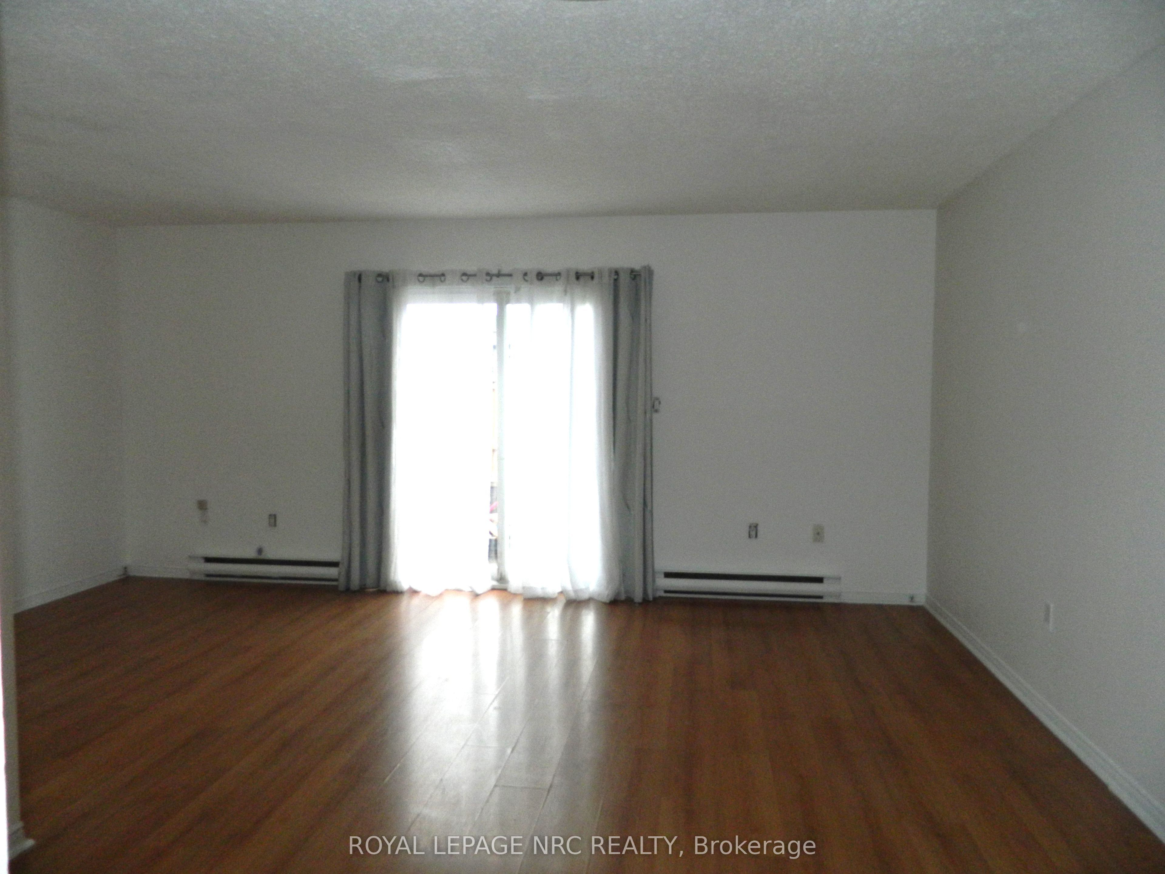 65 Dorchester Boulevard 53, St. Catharines, ON L2M 7T8 photo 3