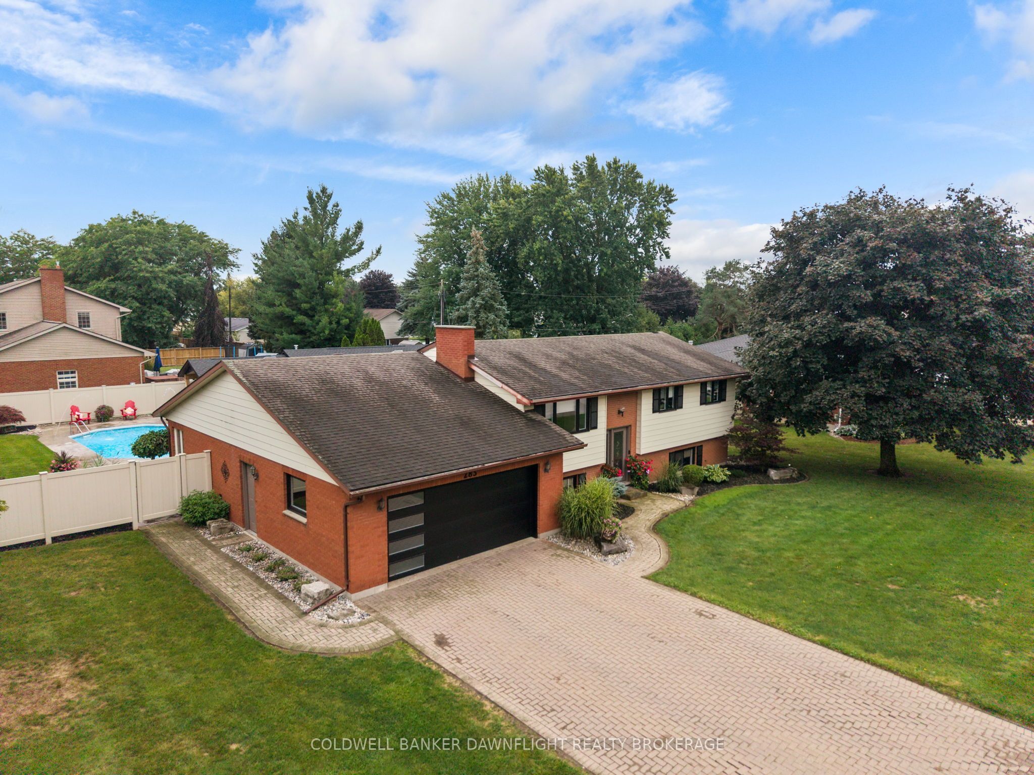 283 Churchill Drive, South Huron, ON N0M 1S1 photo 2