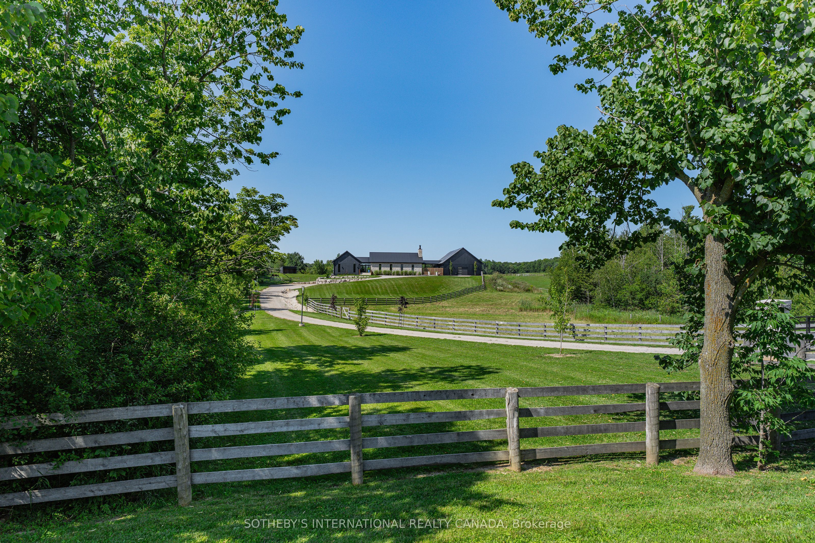 6808 Gore Road, Puslinch, ON N0B 2J0 photo 2