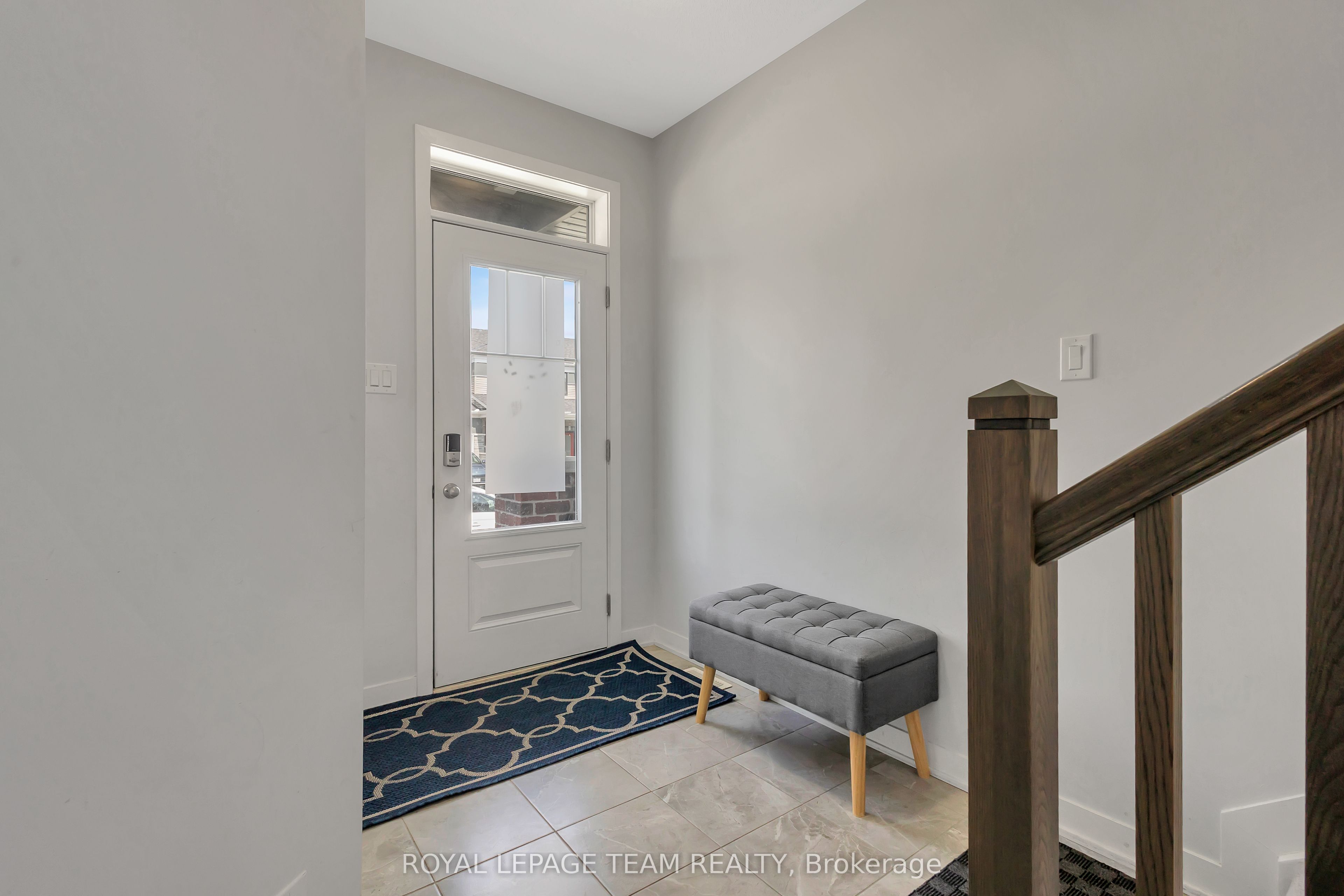2501 Watercolours Way, Barrhaven, ON K2J 7B1 photo 4