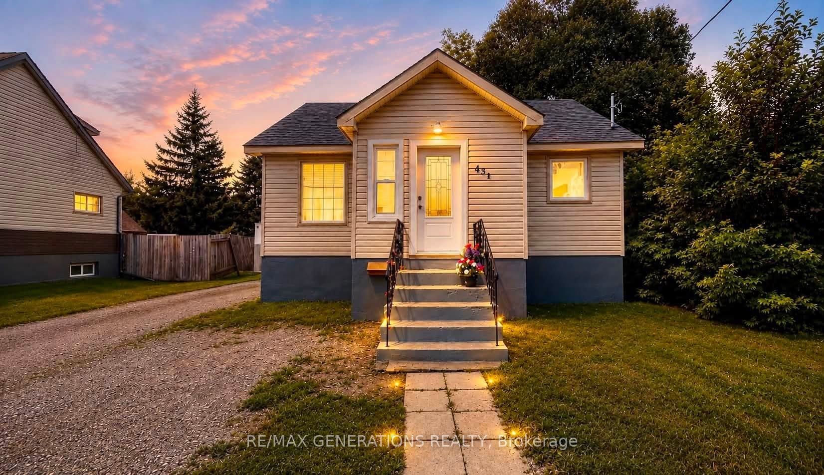 454 ALGOMA Street N, Thunder Bay, ON P7A 5B9