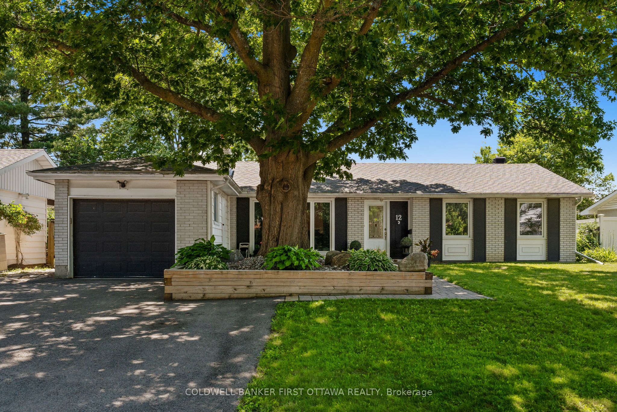 12 Bradgate Drive, South of Baseline to Knoxdale, ON K2G 0R6 photo 3