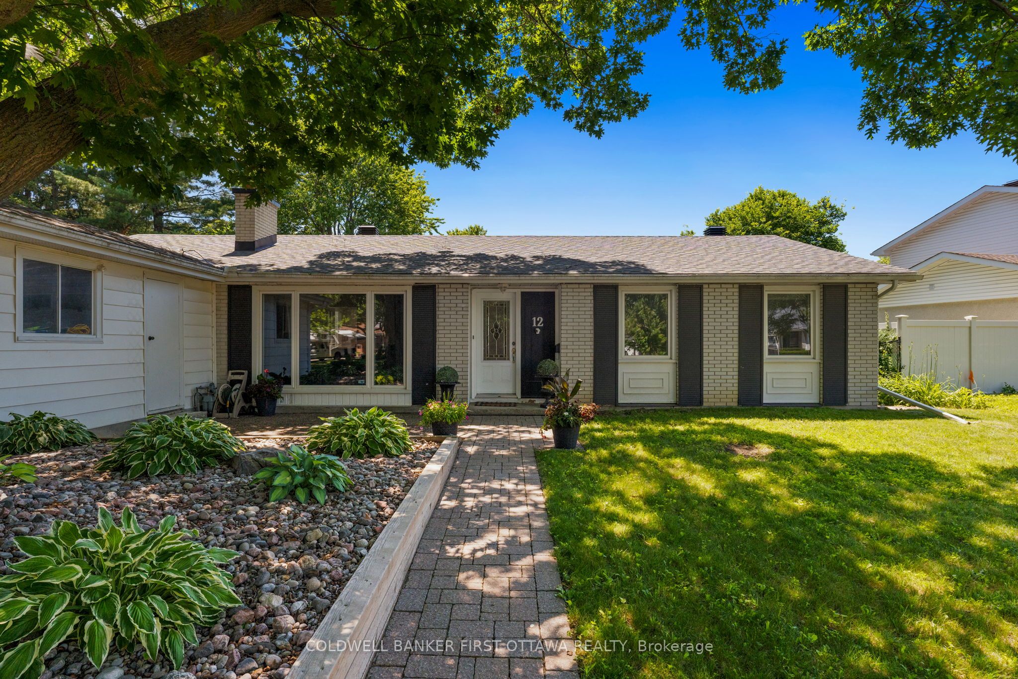 12 Bradgate Drive, South of Baseline to Knoxdale, ON K2G 0R6 photo 4