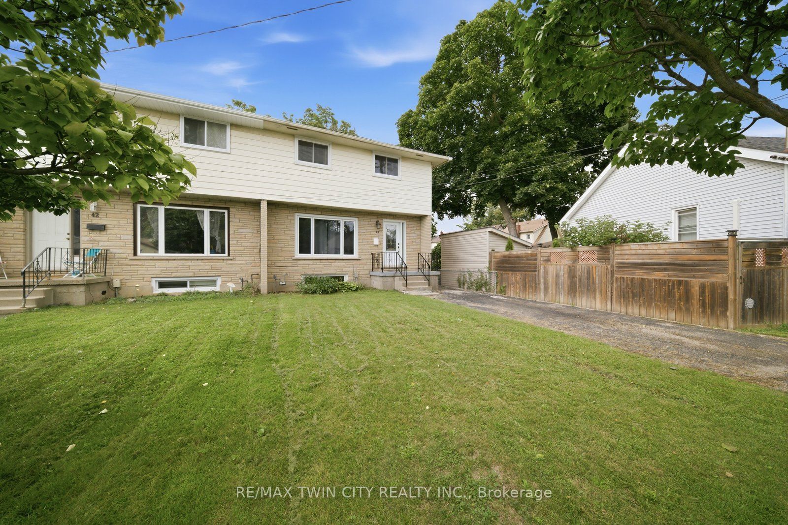 44 Stanley Street, Brantford, ON N3S 7K8 photo 4