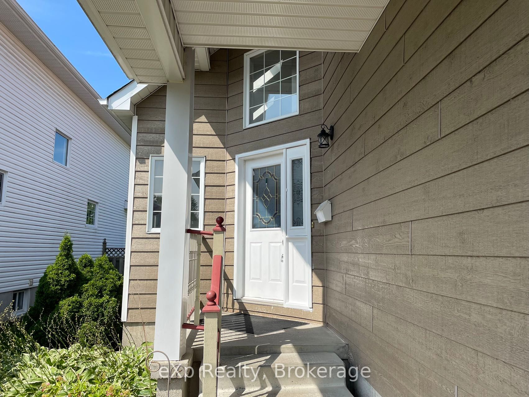12 Sherwood Crescent, Belleville, ON K8P 5G1 photo 3