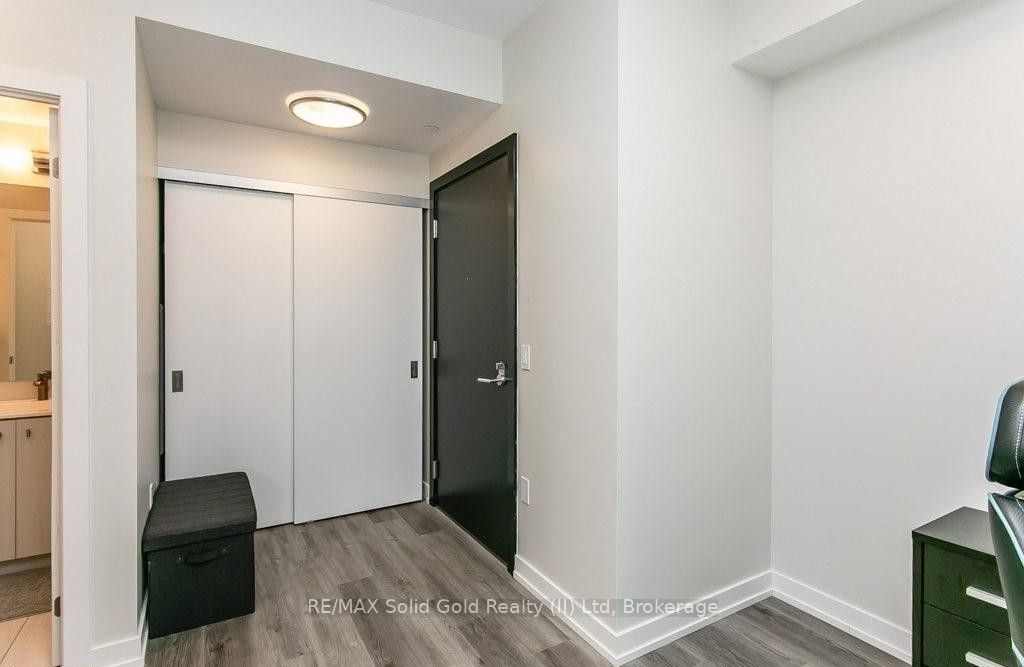 5 WELLINGTON Street S 1607, Kitchener, ON N0G 0E3 photo 3