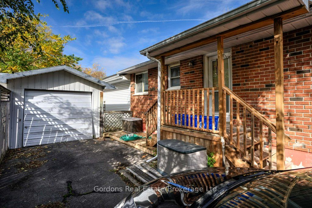 126 County Rd 10, Prince Edward County, ON K0K 2T0 photo 5