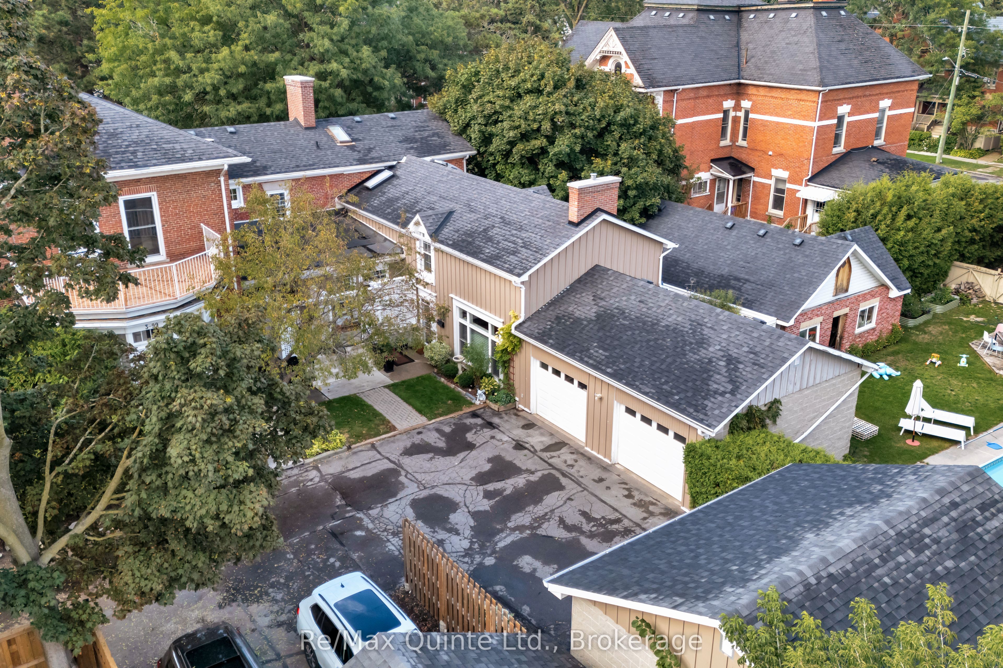 99 Bridge Street E 5, Belleville, ON K8N 1M2