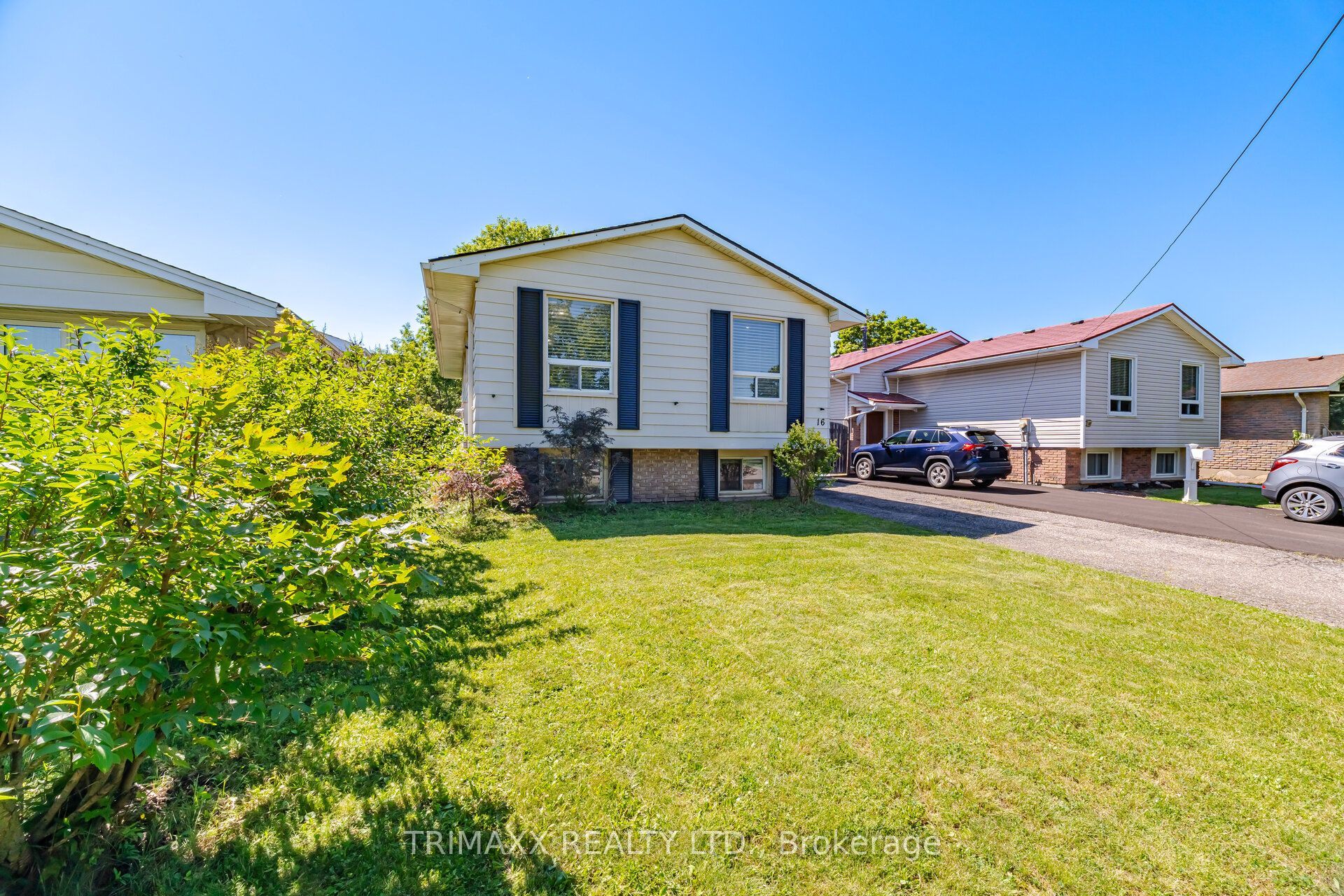16 Loraine Drive, St. Catharines, ON L2P 3N8 photo 2