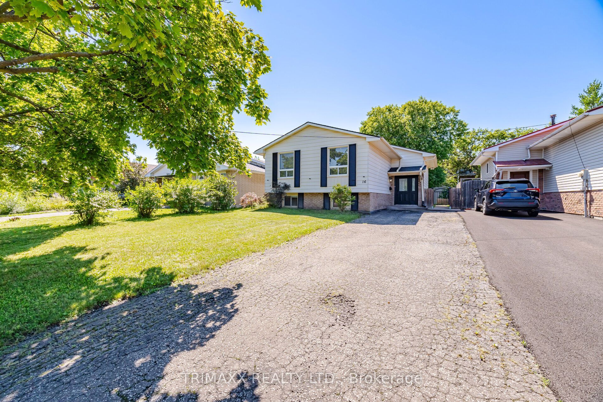 16 Loraine Drive, St. Catharines, ON L2P 3N8 photo 3