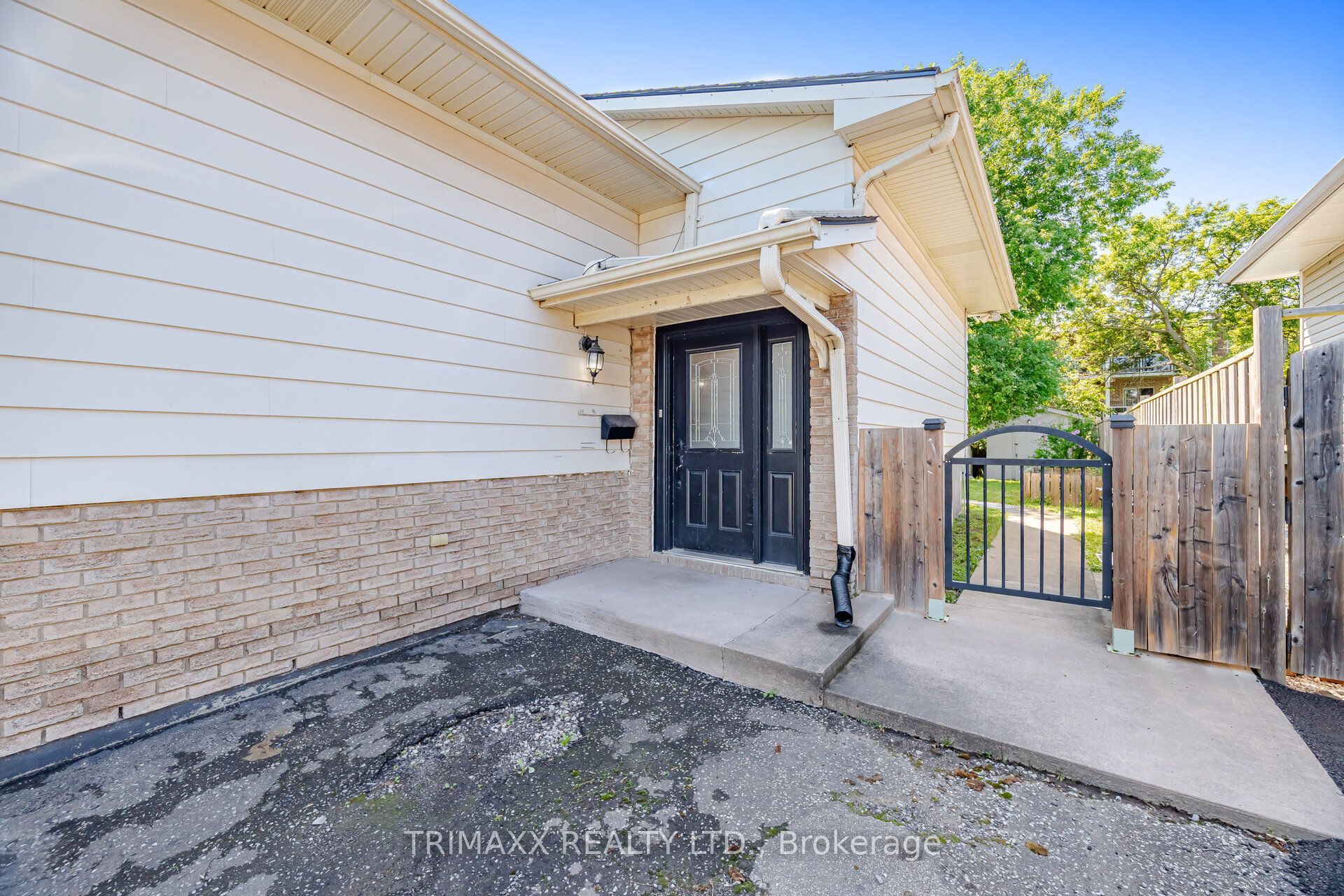 16 Loraine Drive, St. Catharines, ON L2P 3N8 photo 5