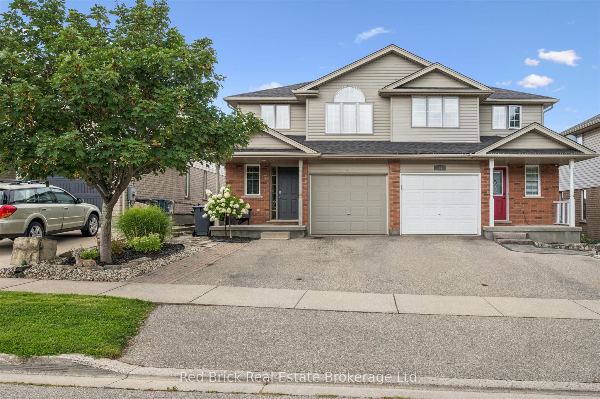 17 DAVISON DR, Guelph, ON N1E 0C1 photo 3