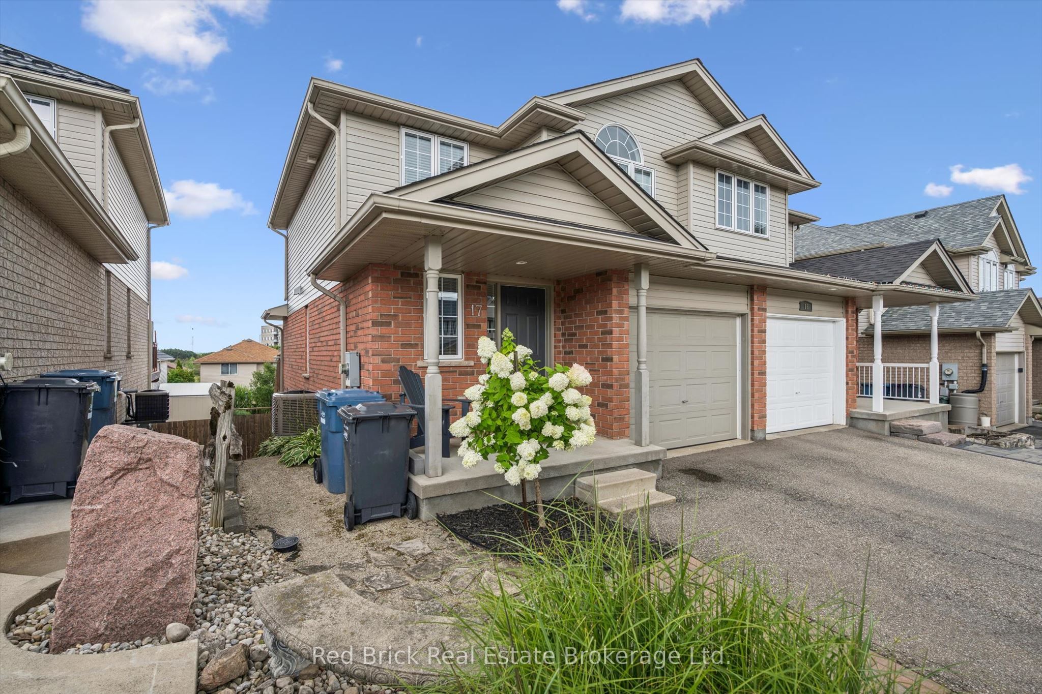 17 DAVISON DR, Guelph, ON N1E 0C1 photo 4