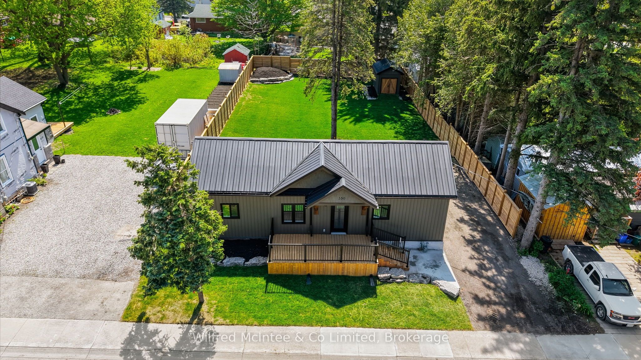 550 Wellington Street, Minto, ON N4W 3G9 photo 3