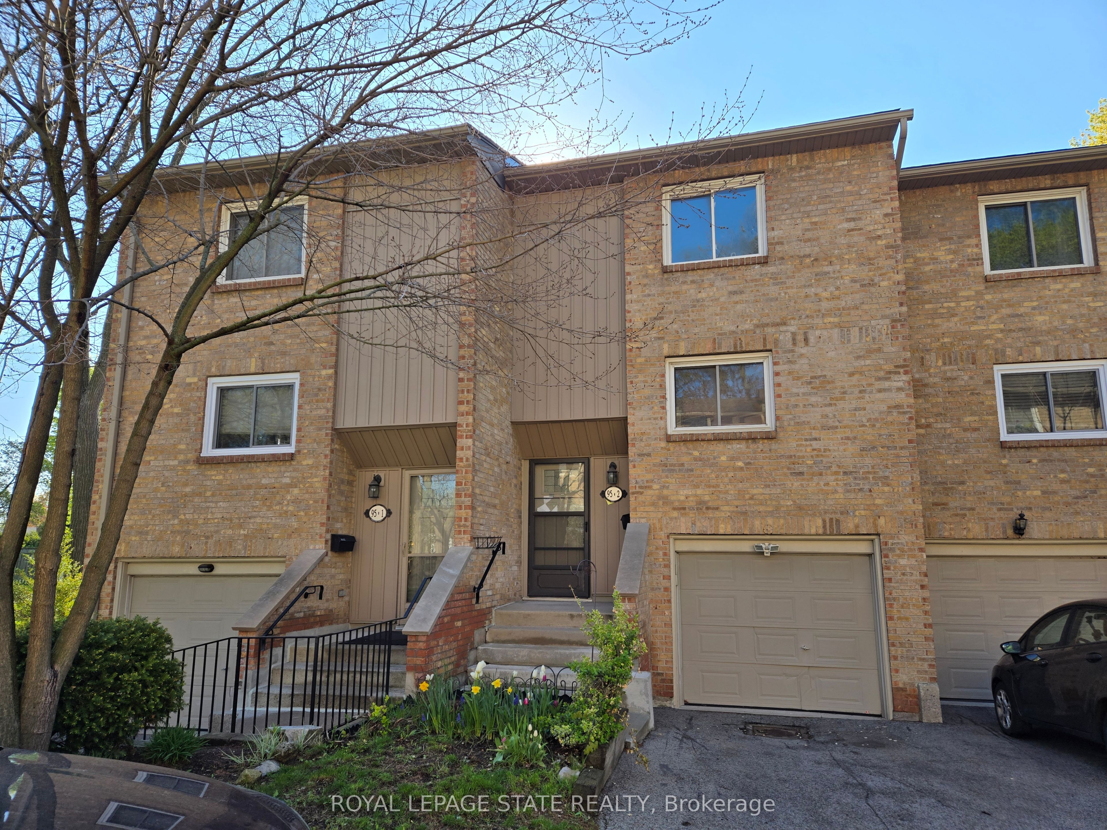 95 Fonthill Road 2, Hamilton, ON L8V 4Z7