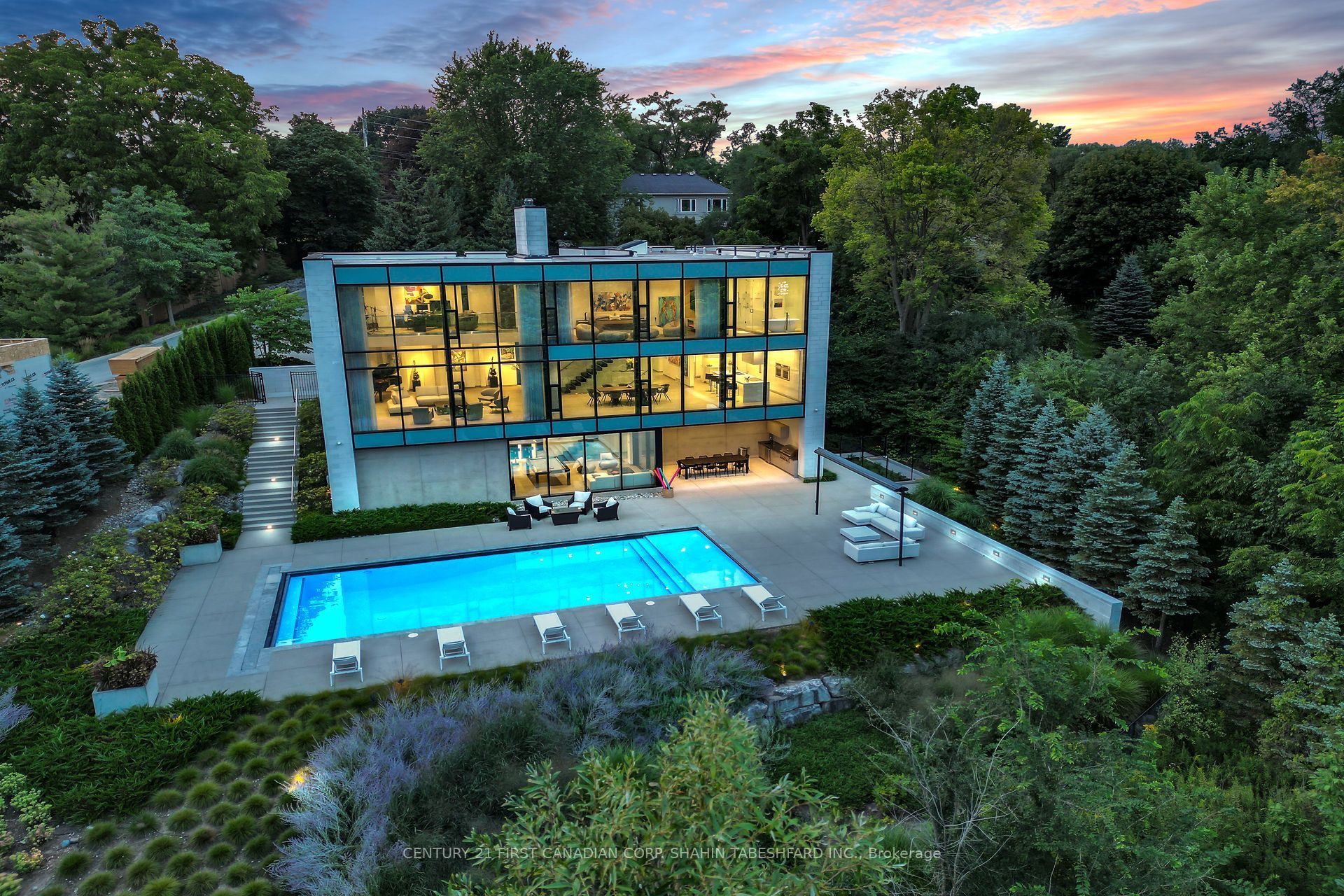 756 Riverside Drive 2, London North, ON N6H 2S4