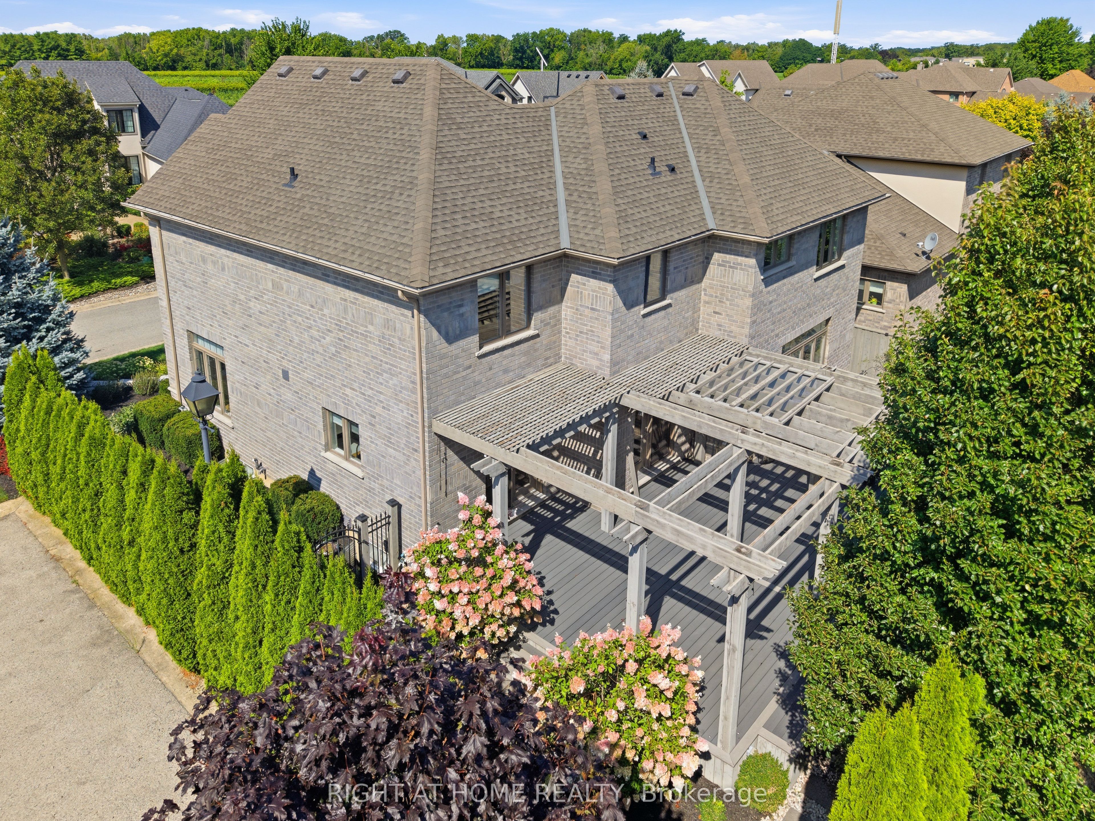 4 Meritage Lane, Niagara-on-the-Lake, ON L0S 1J0 photo 2