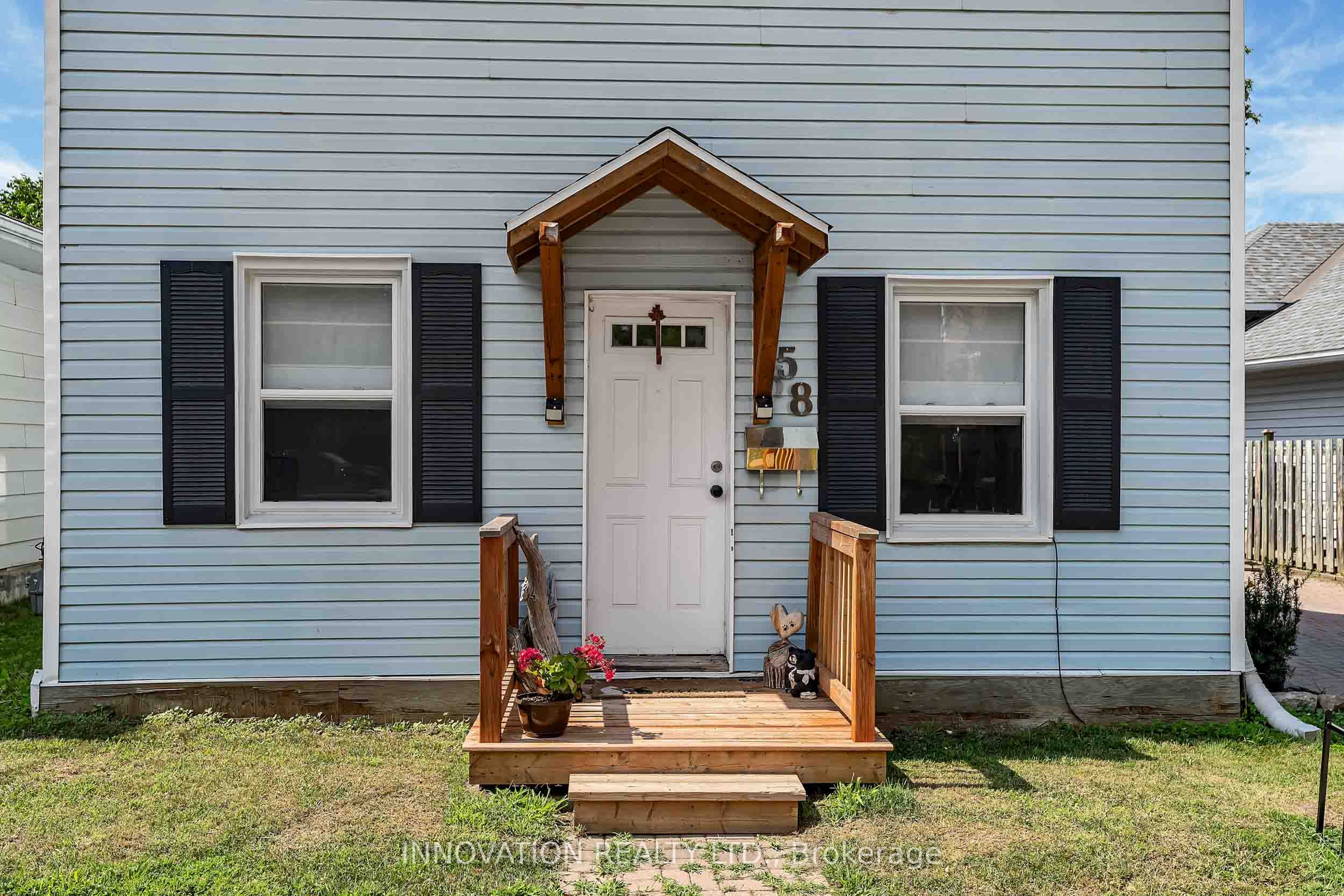 58 Russell Street N, Arnprior, ON K7S 2J3 photo 2