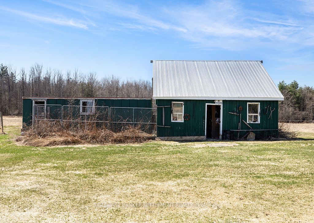 345 Elliott Road, Tay Valley, ON K7H 3C9 photo 4
