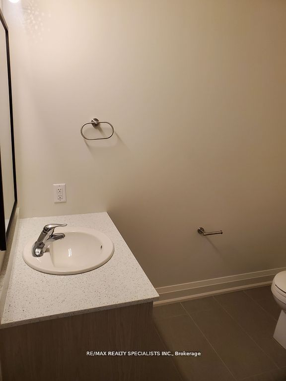 307 King Street E 206, Hamilton, ON L8N 1C1 photo 5