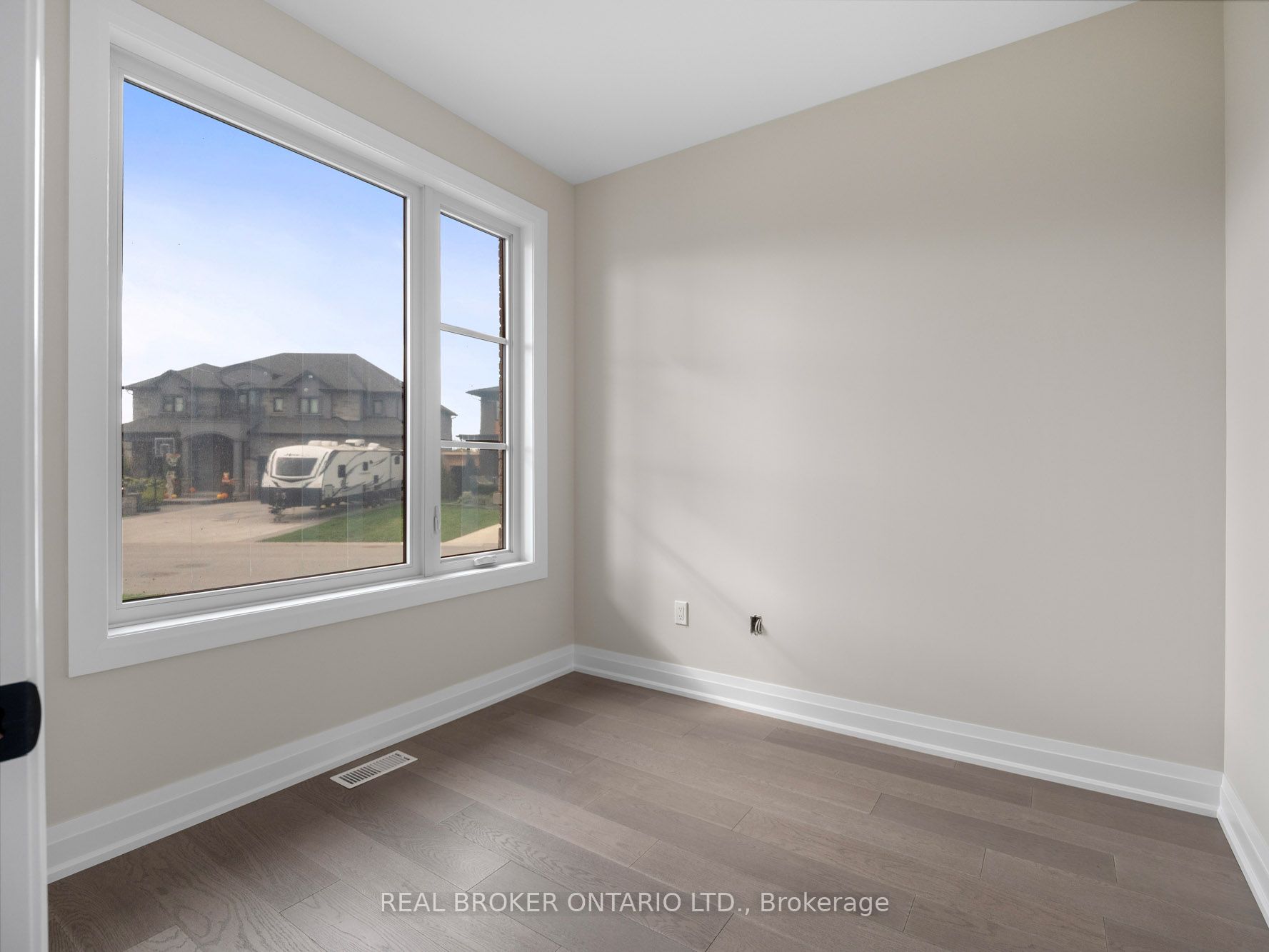 118 Willowbrook Drive, Welland, ON L3C 0G2 photo 4