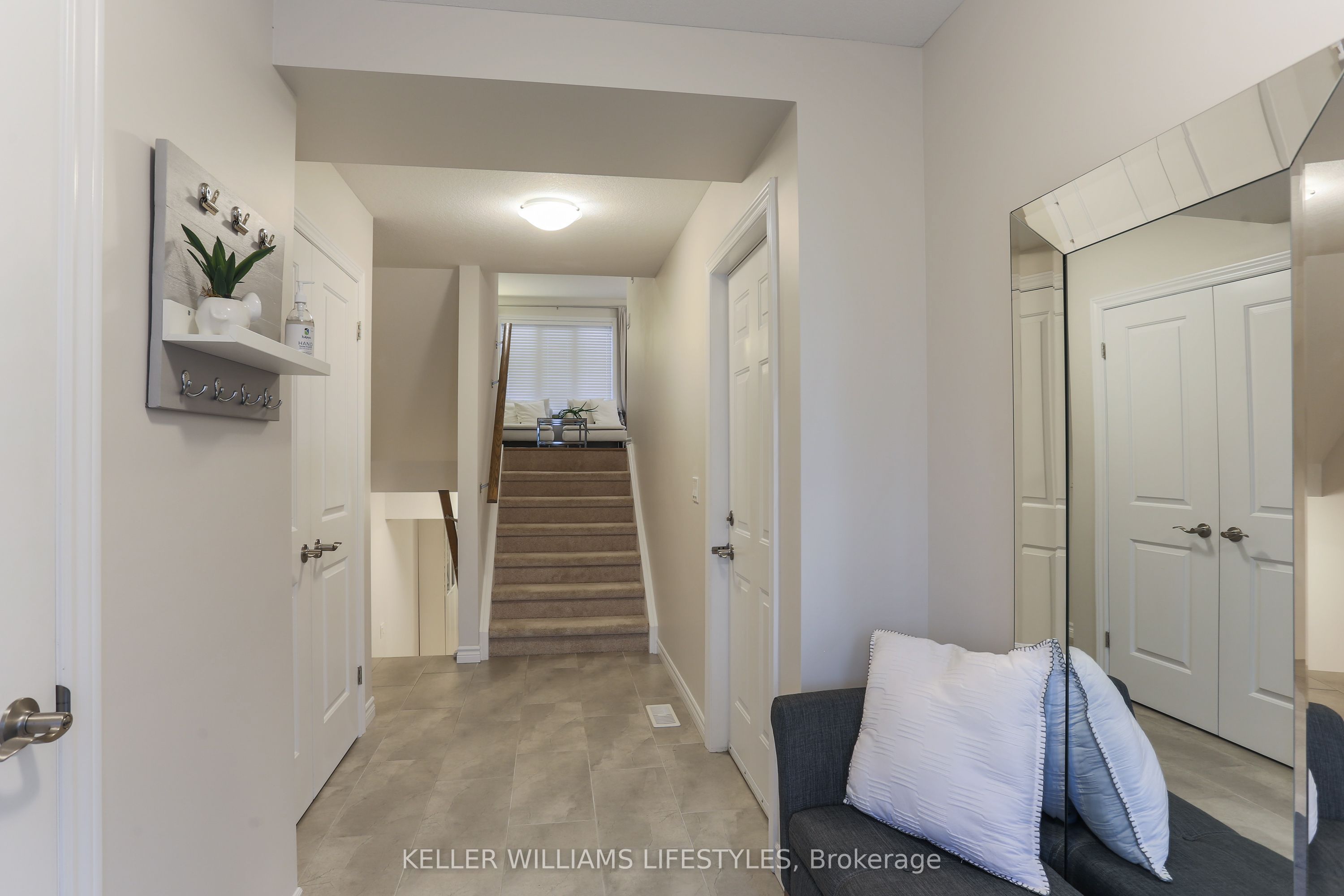 1061 Eagletrace Drive 73, London North, ON N6G 0T3 photo 5