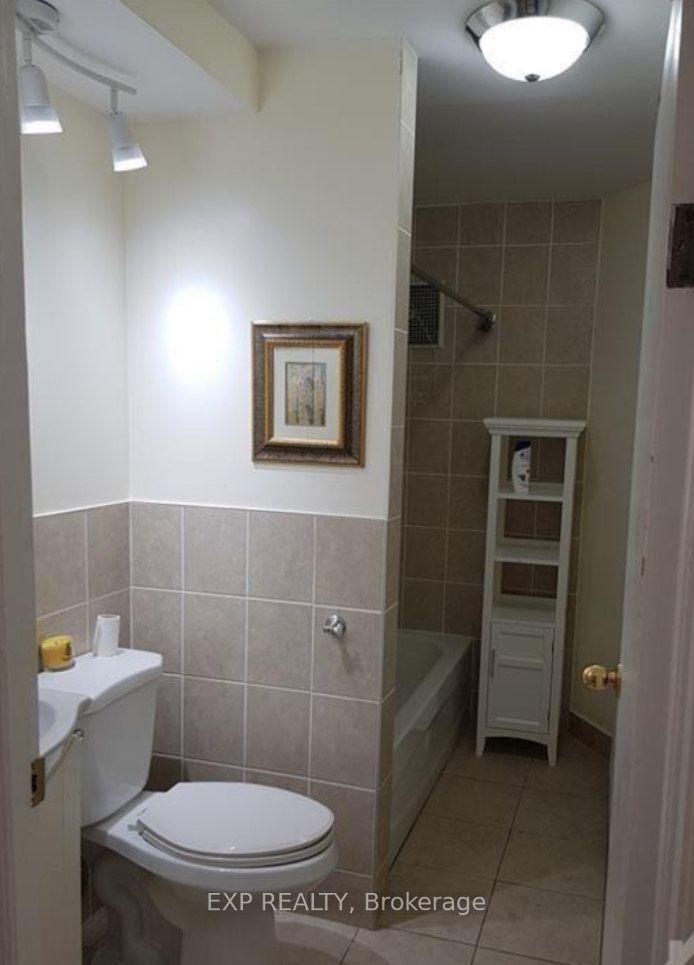 268 Flora Street Unit 1, Ottawa Centre, ON K1R 5R9 photo 5