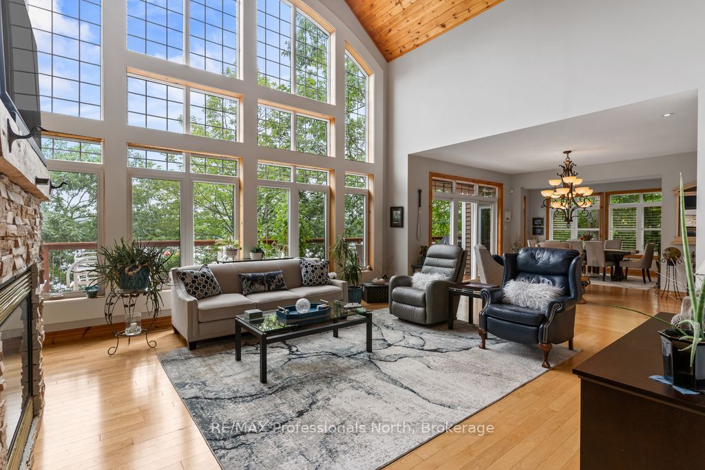 1041 Kingfisher Lane, Minden Hills, ON K0M 2K0 photo 4