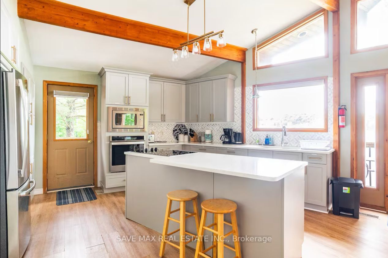42 Todholm Drive Todholm Drive, Muskoka Lakes, ON P0B 1J0 photo 3