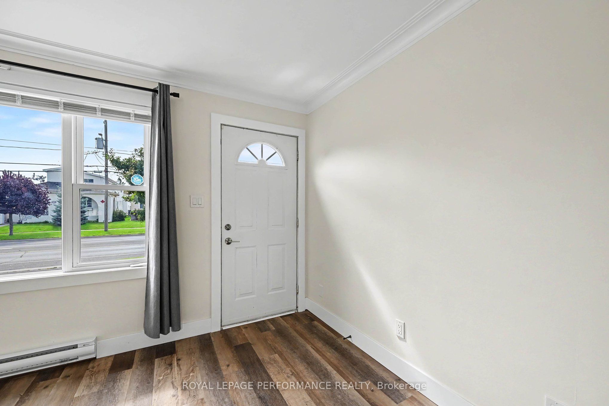 1008 Second Street E, Cornwall, ON K6H 2A9 photo 5