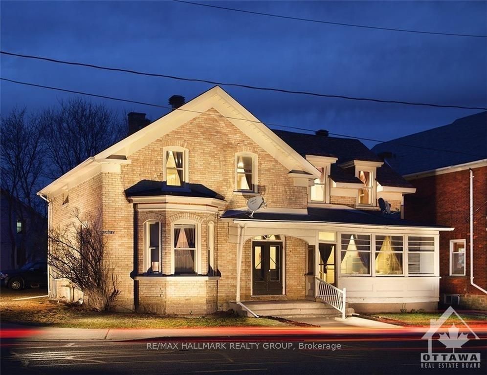 15 ELMSLEY Street N 3, Smiths Falls, ON K7A 2G4