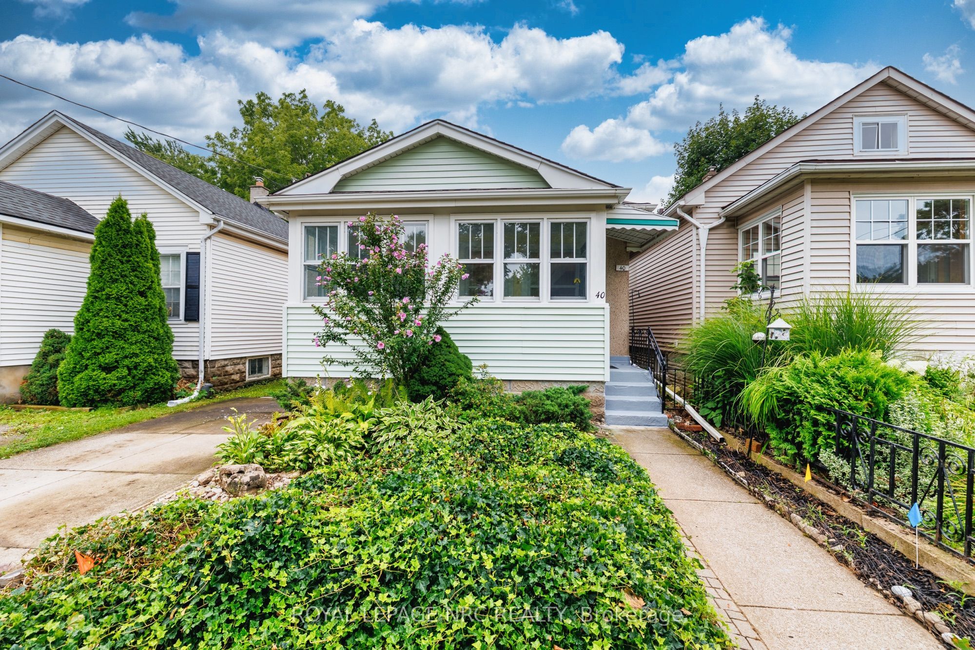 40 St. Patrick Street, St. Catharines, ON L2R 1K1