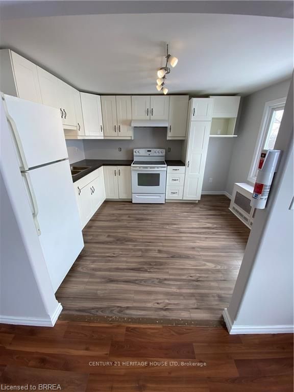 70 Grandview Street 3, Brantford, ON N3R 6X2 photo 5