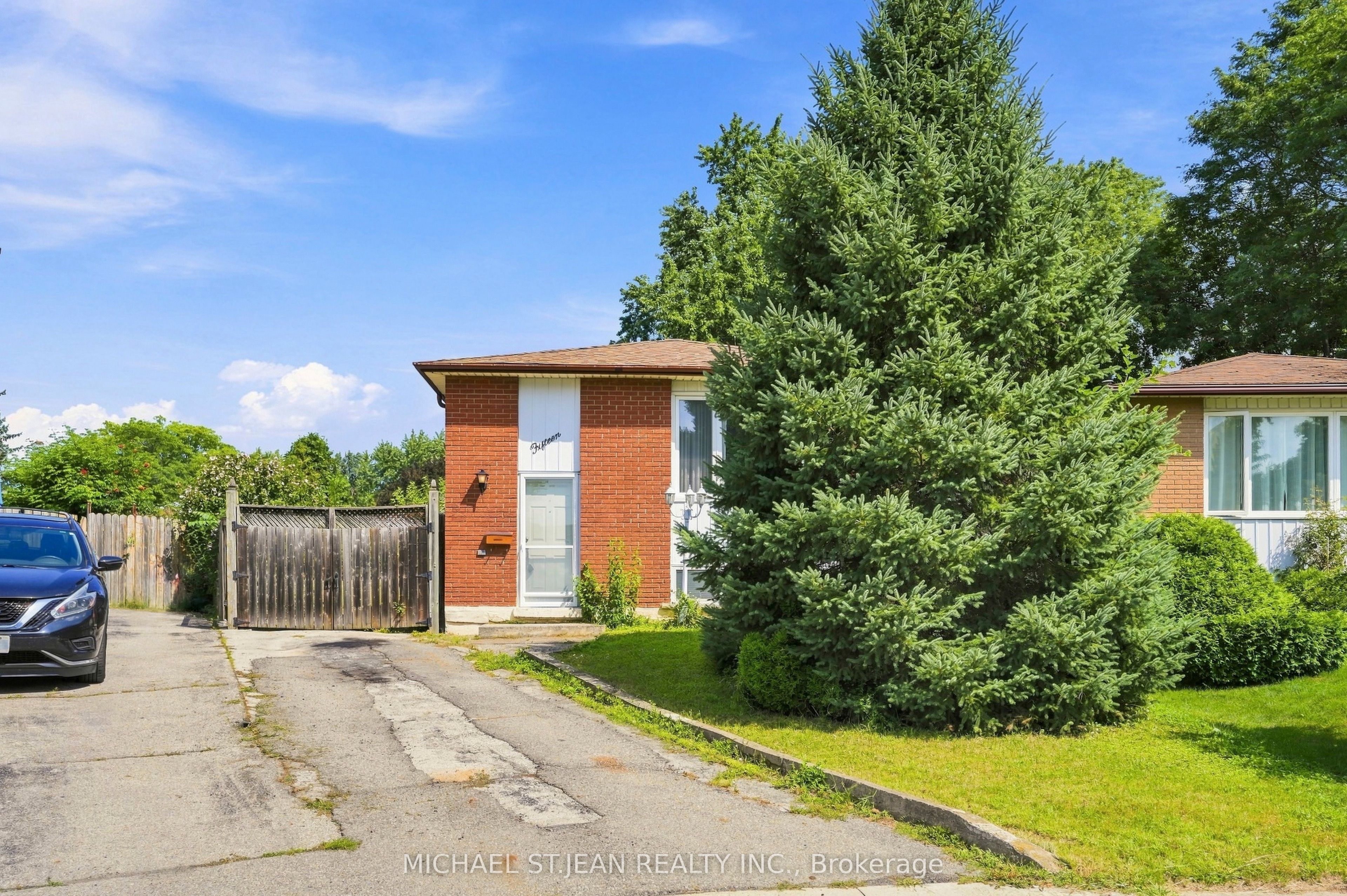 15 Duncairn Court, Hamilton, ON L9C 6G2 photo 4