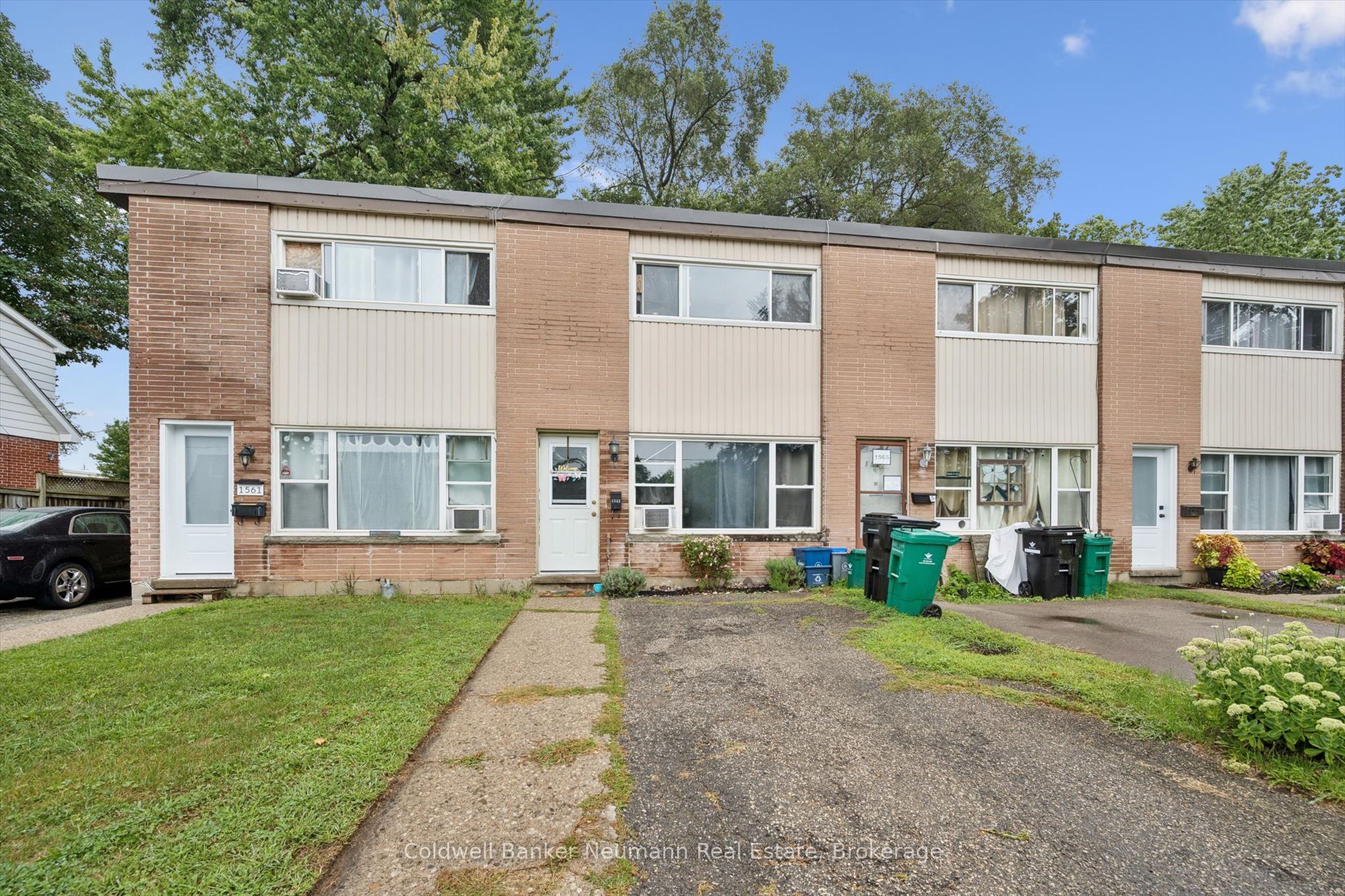 1561-1567 Queenston Road, Cambridge, ON N3H 3L8 photo 2