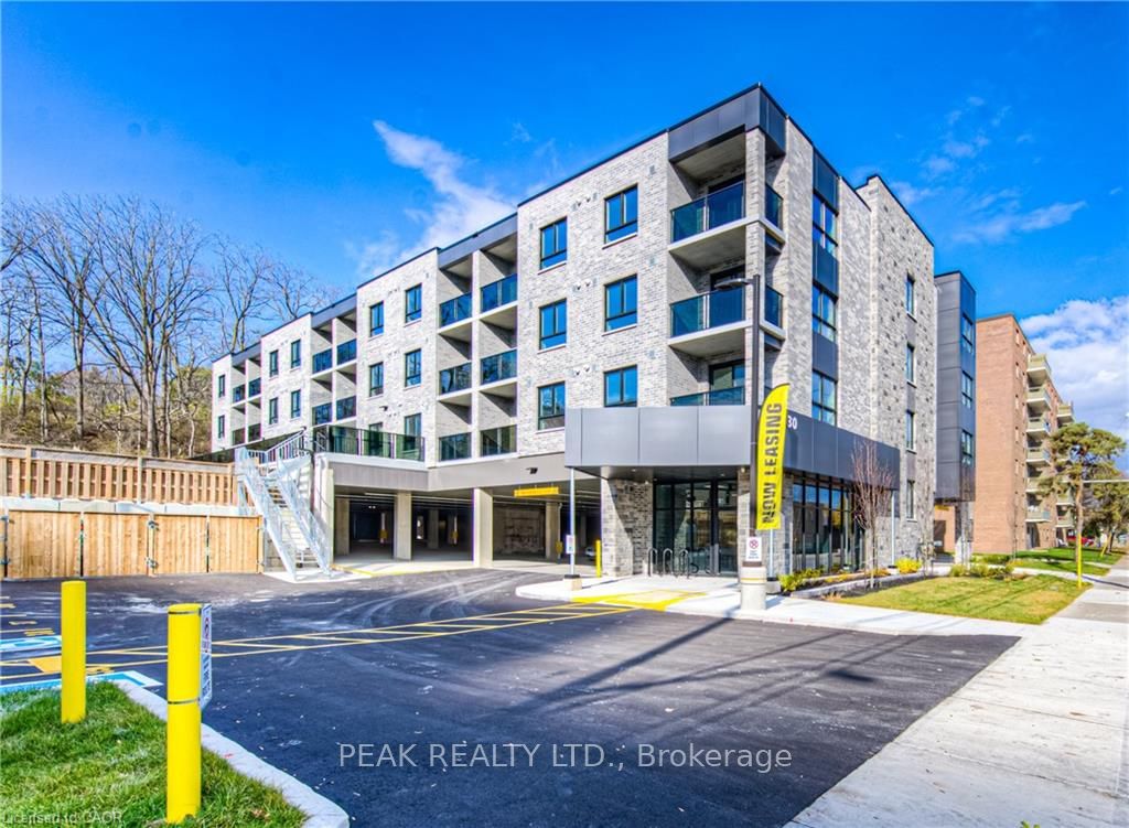 30 George Street S 406, Cambridge, ON N1S 2M4
