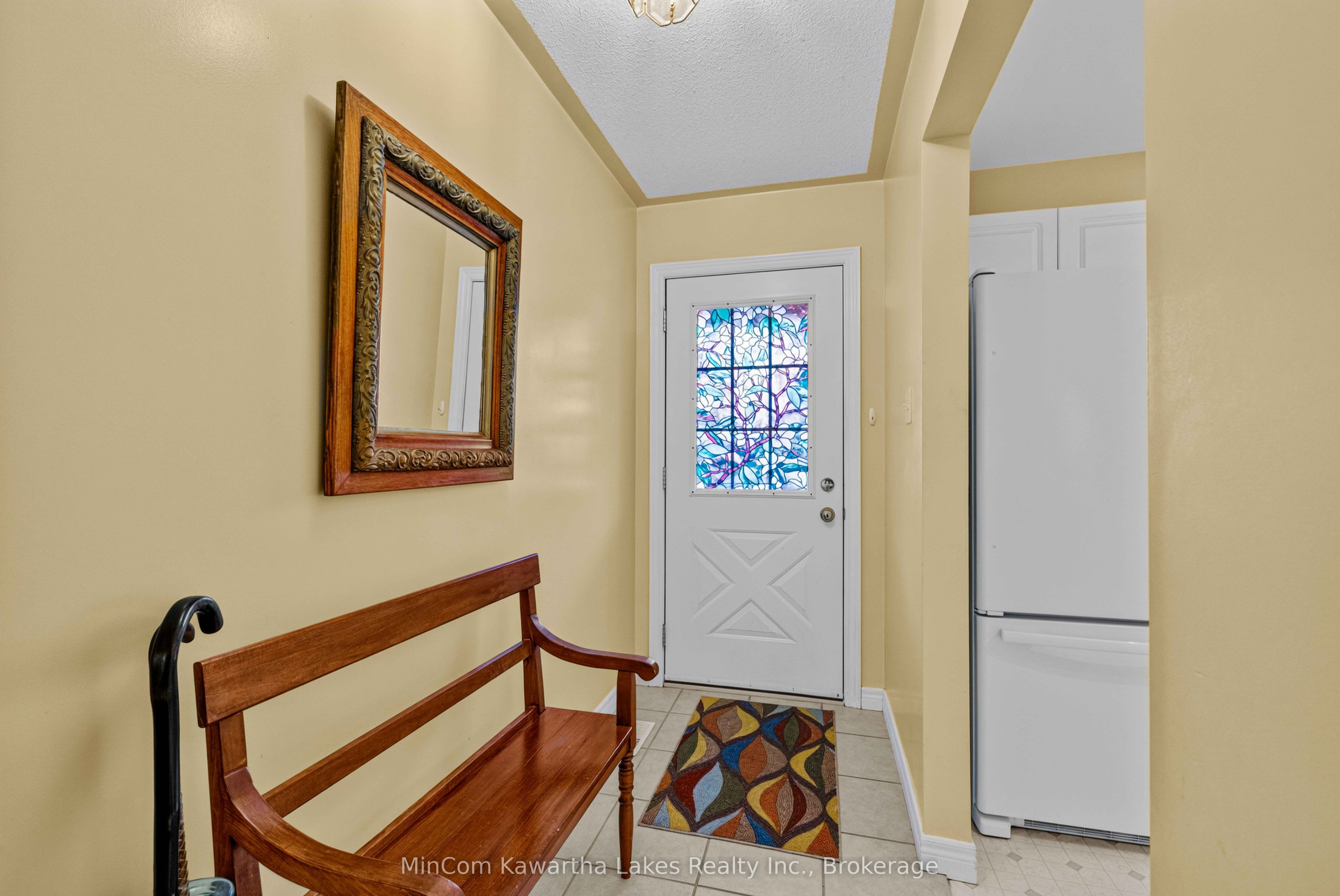 1069 SILVERDALE Road, Peterborough, ON K9J 7W5 photo 3