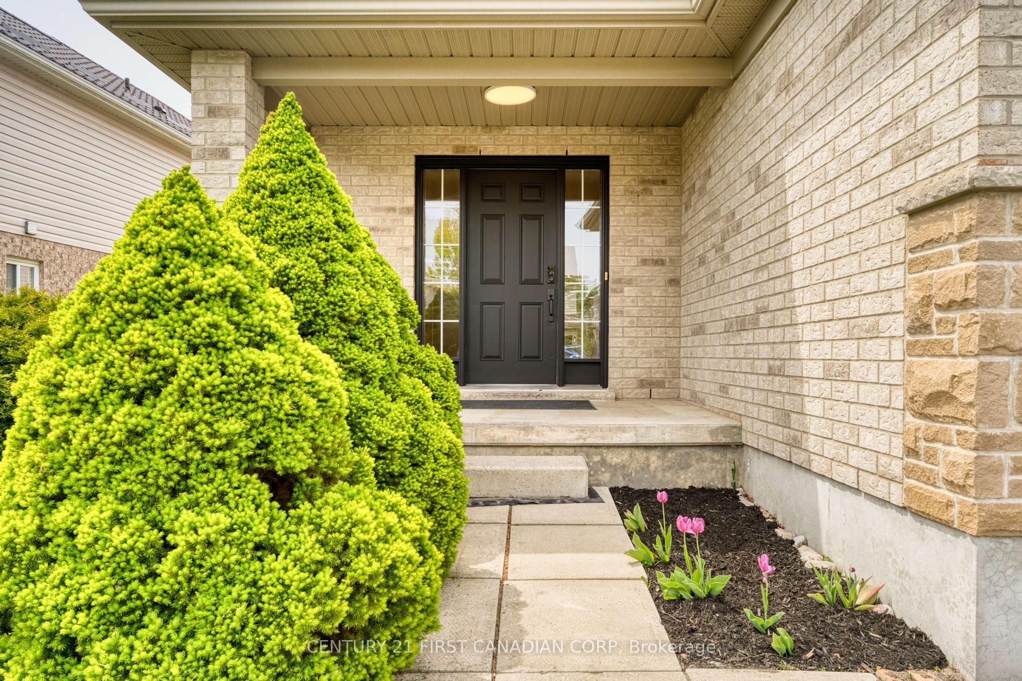 799 Oakcrossing Road, London North, ON N6H 5V9 photo 2