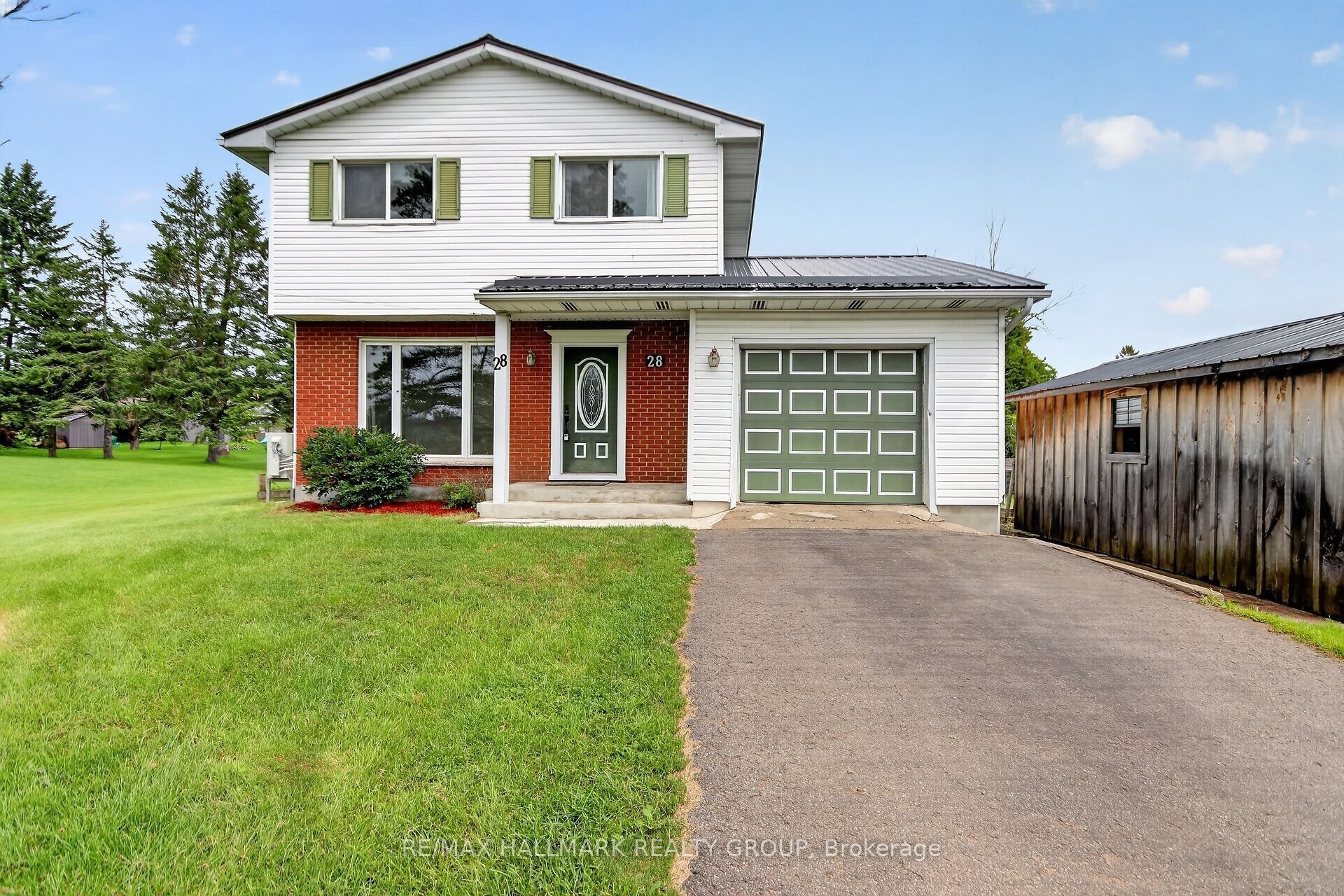 28 Second Street, Edwardsburgh/Cardinal, ON K0E 1T1