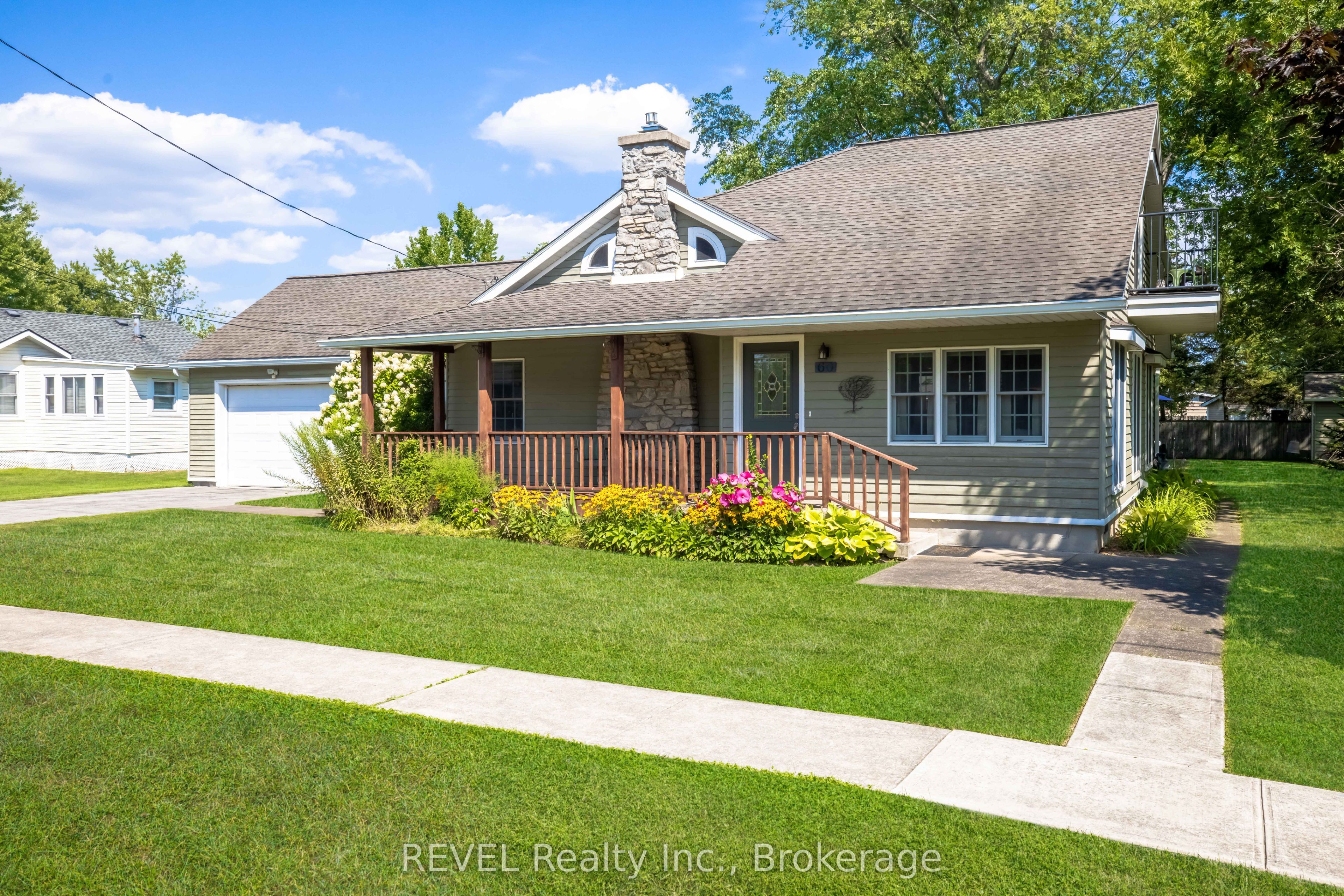60 Bernard Avenue, Fort Erie, ON L0S 1N0 photo 2