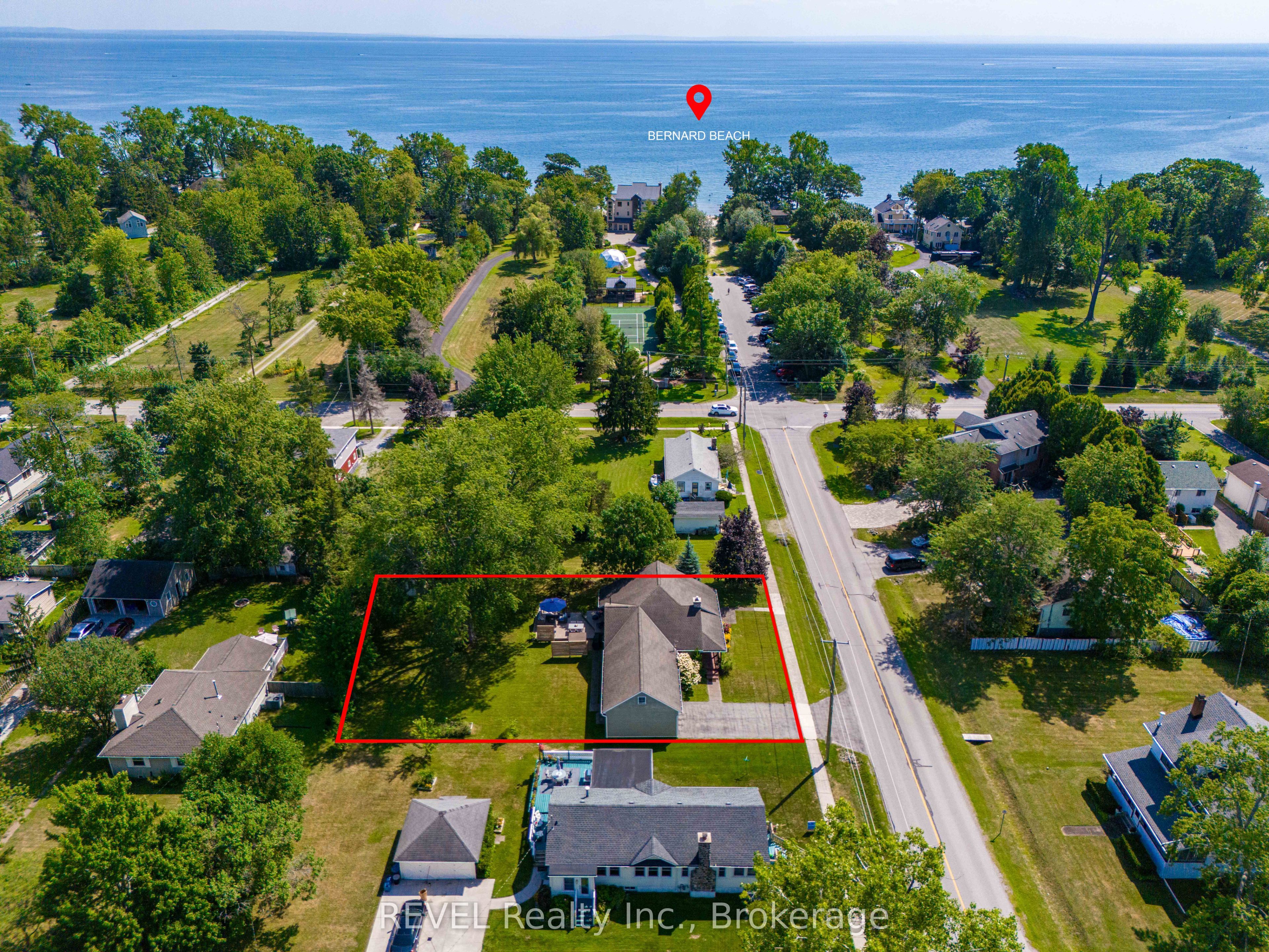 60 Bernard Avenue, Fort Erie, ON L0S 1N0 photo 3