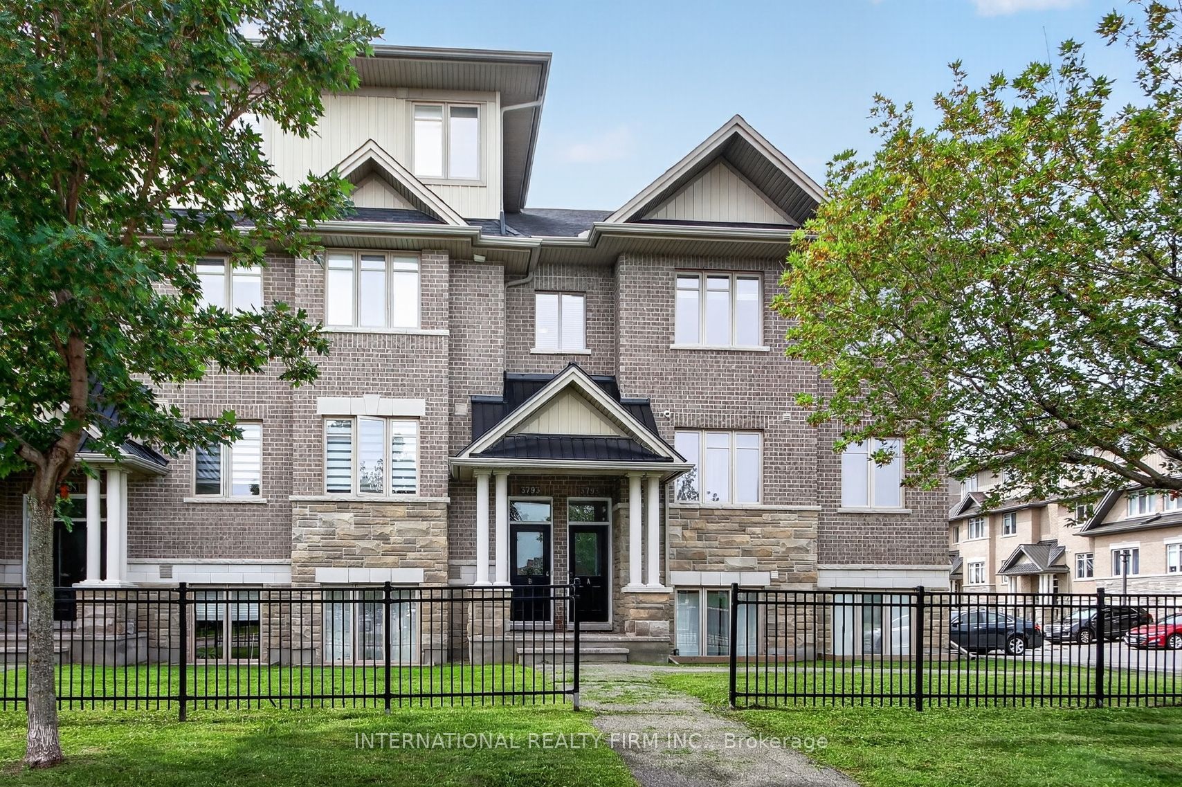 3793 Canyon Walk Drive 1, Blossom Park - Airport and Area, ON K1V 2M4
