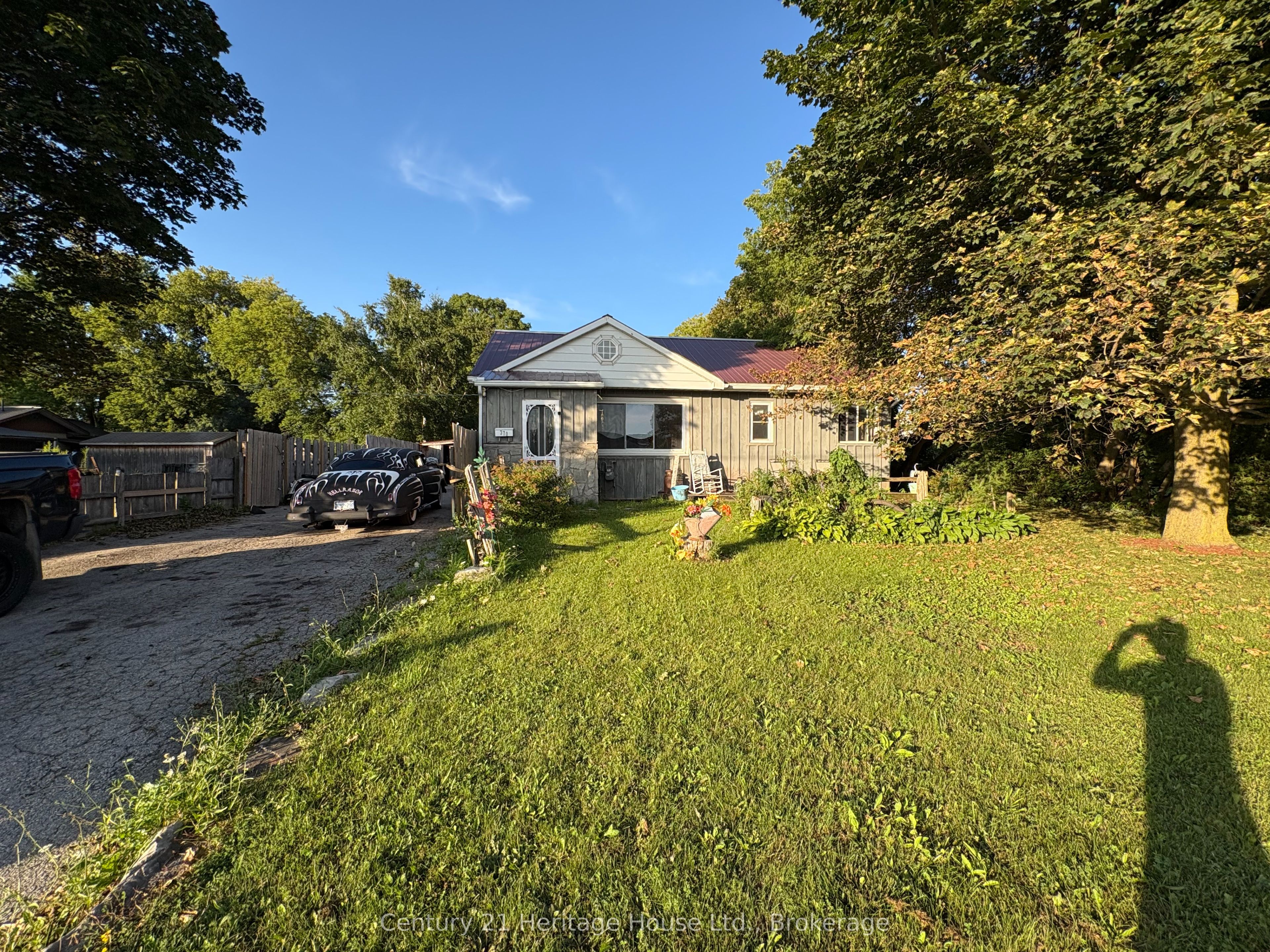 370 Foster Street, Wellington North, ON N0G 2L1 photo 3