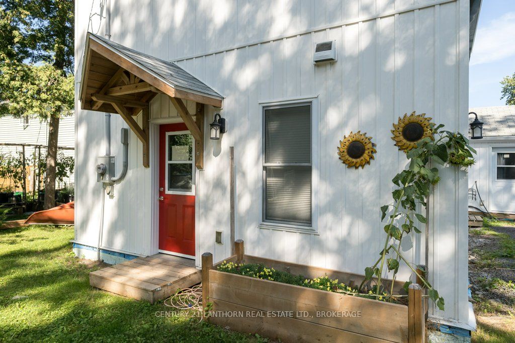 74 Cottage Lane, Greater Napanee, ON K0K 2L0 photo 4